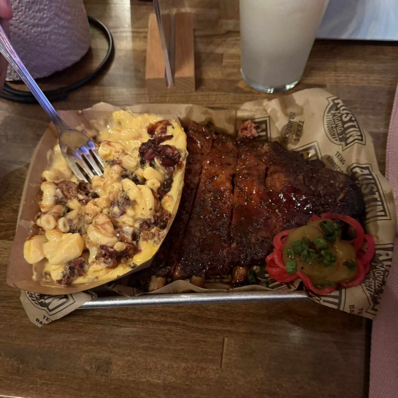 MAC & CHEESE(+3.00 ADD MEAT) (V)