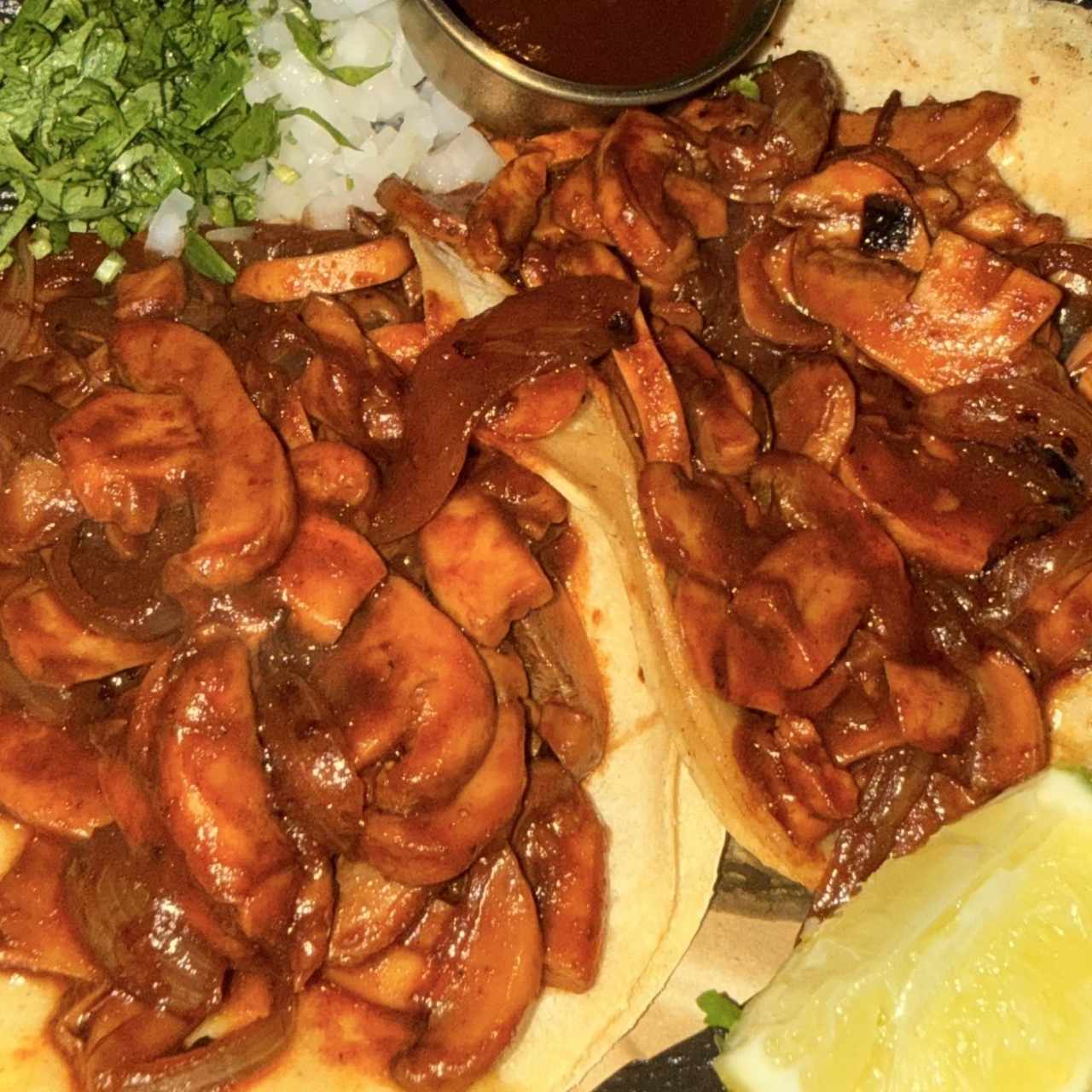 TACOS DE BARBACOA DE CHAMPIÑONES