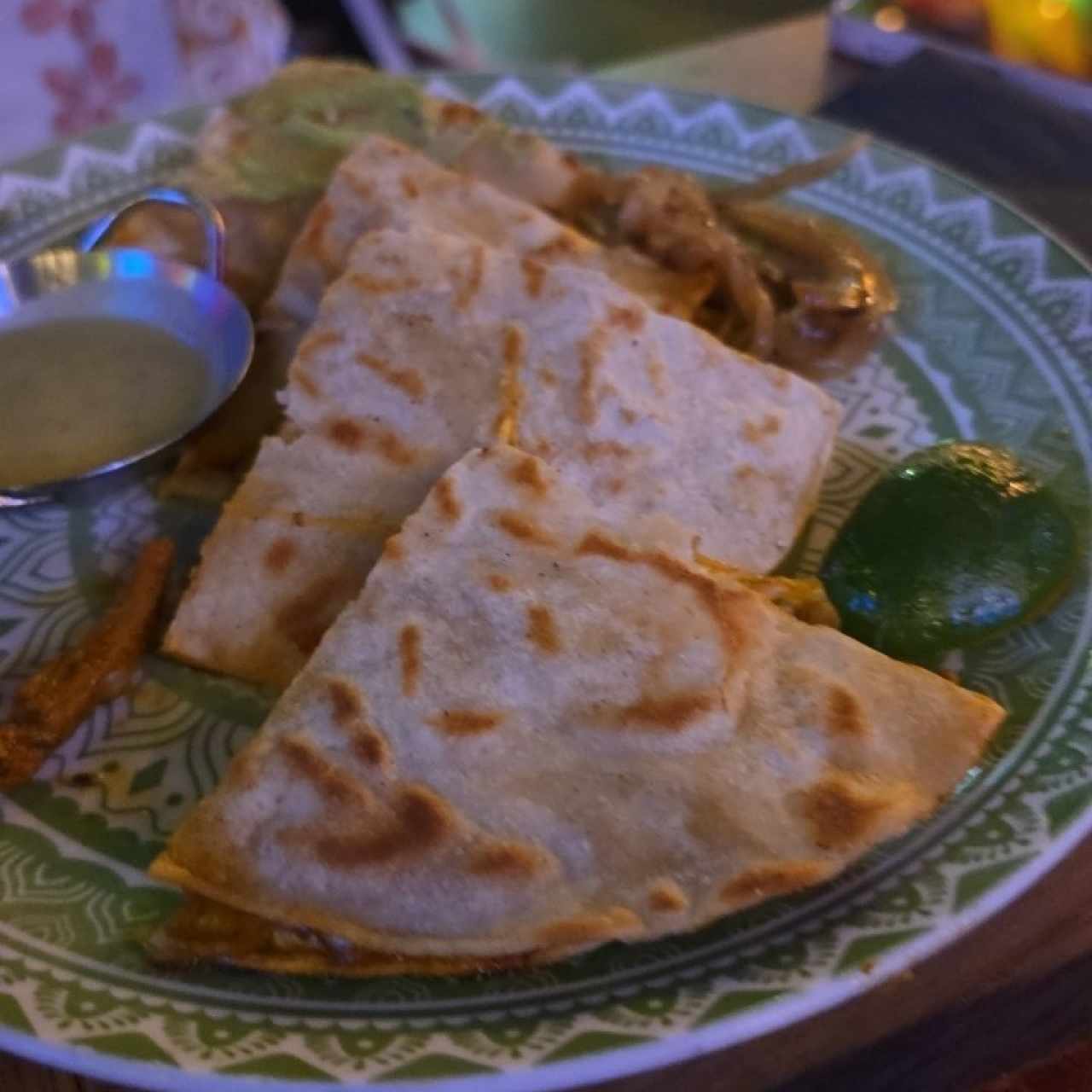 QUESADILLAS YEYE