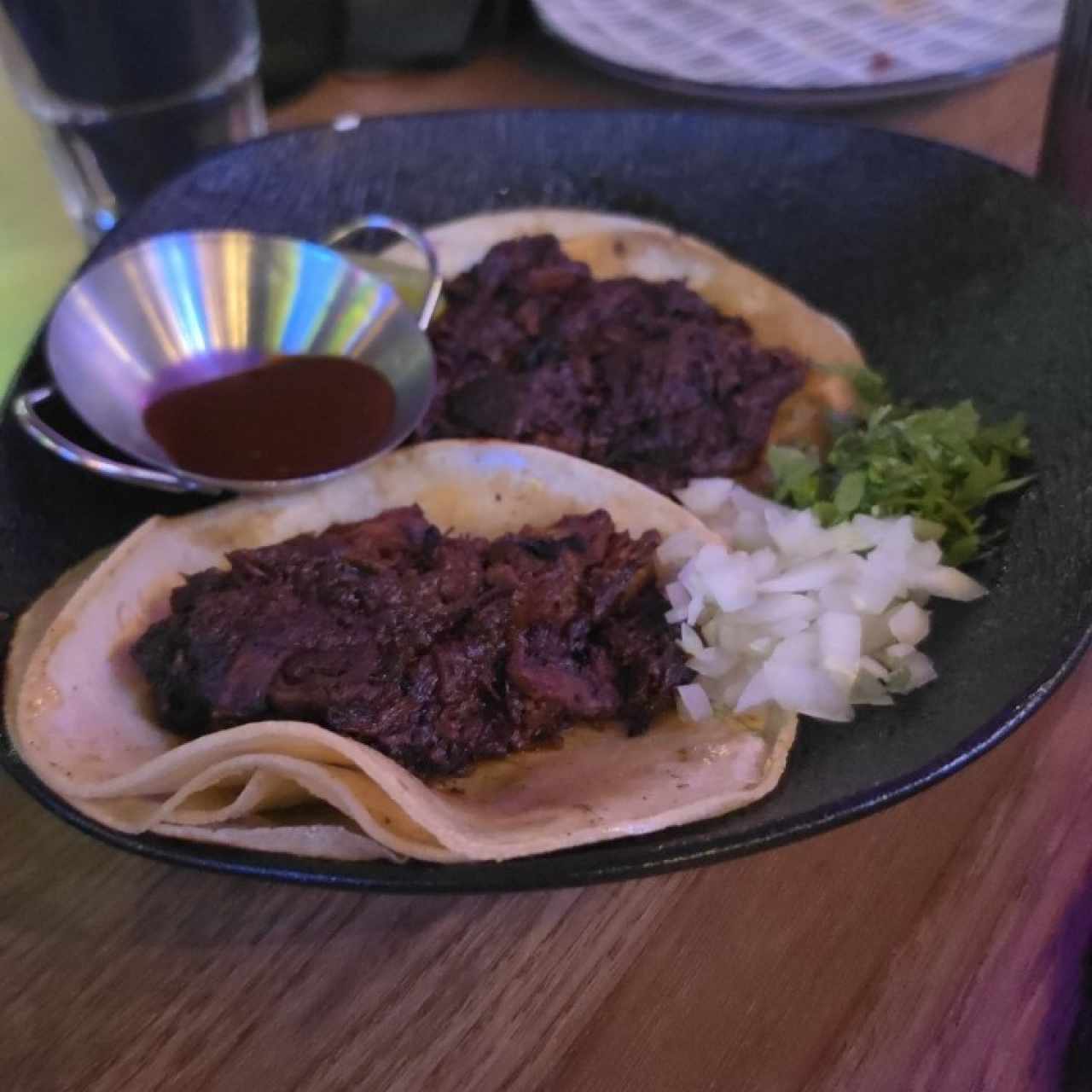 TACOS DE BARBACOA DE RES