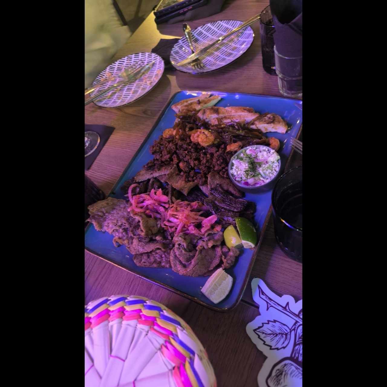 LAS BOTANAS - BANDEJA MEXICANA