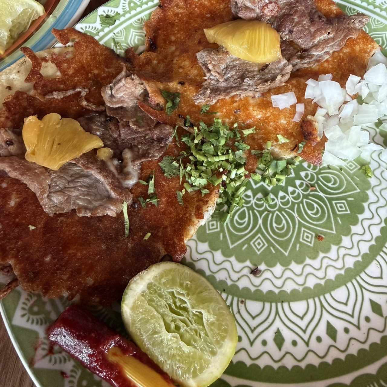 ENCOSTRADAS DE CARNITAS