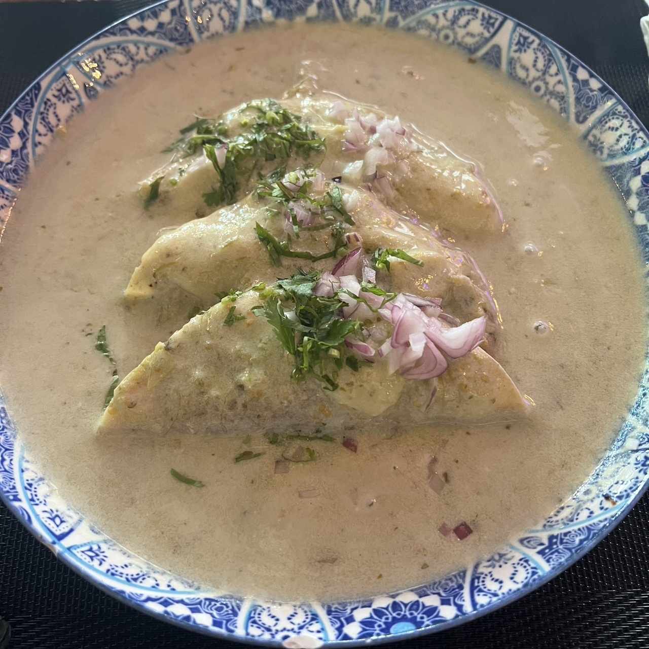 ESPECIALIDADES - ENCHILADAS SUIZAS