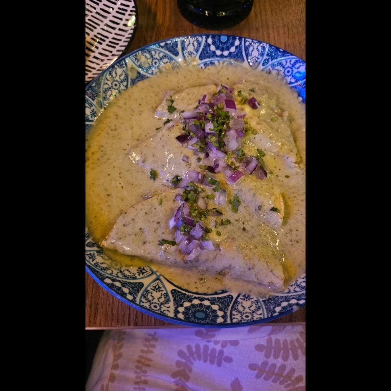 ESPECIALIDADES - ENCHILADAS SUIZAS