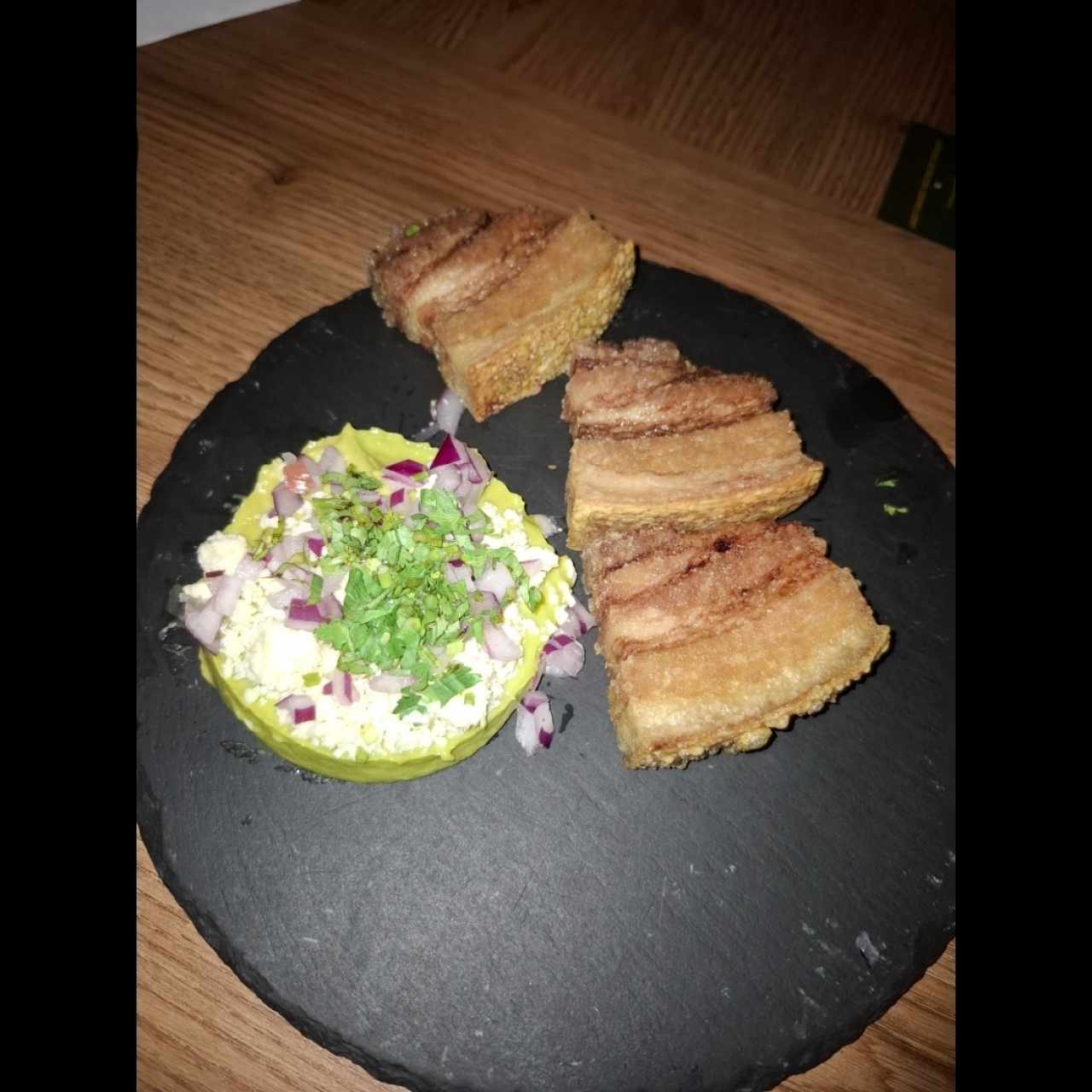 ENCOSTRADAS DE CARNITAS