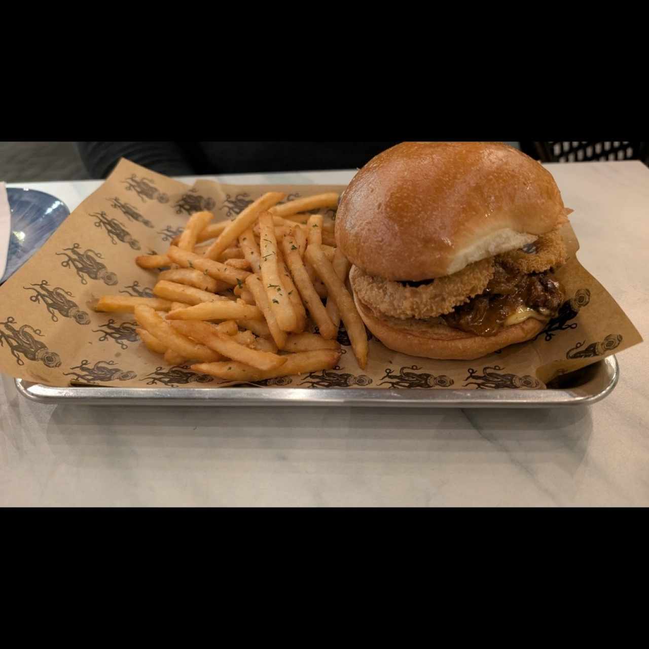 Las Burgers - BBQ STEAK SANDWICH