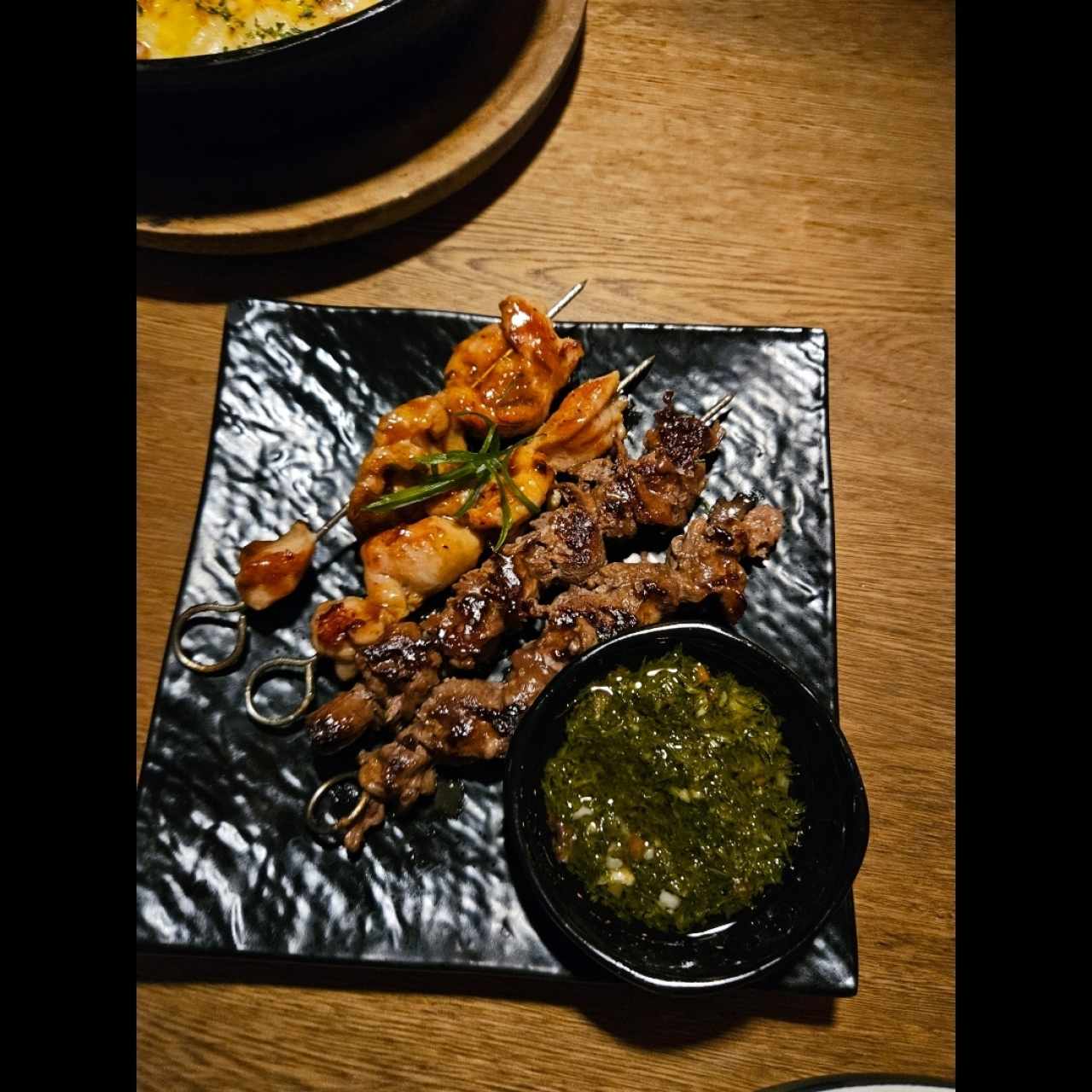 Tapeo - CARNES EN PALITO