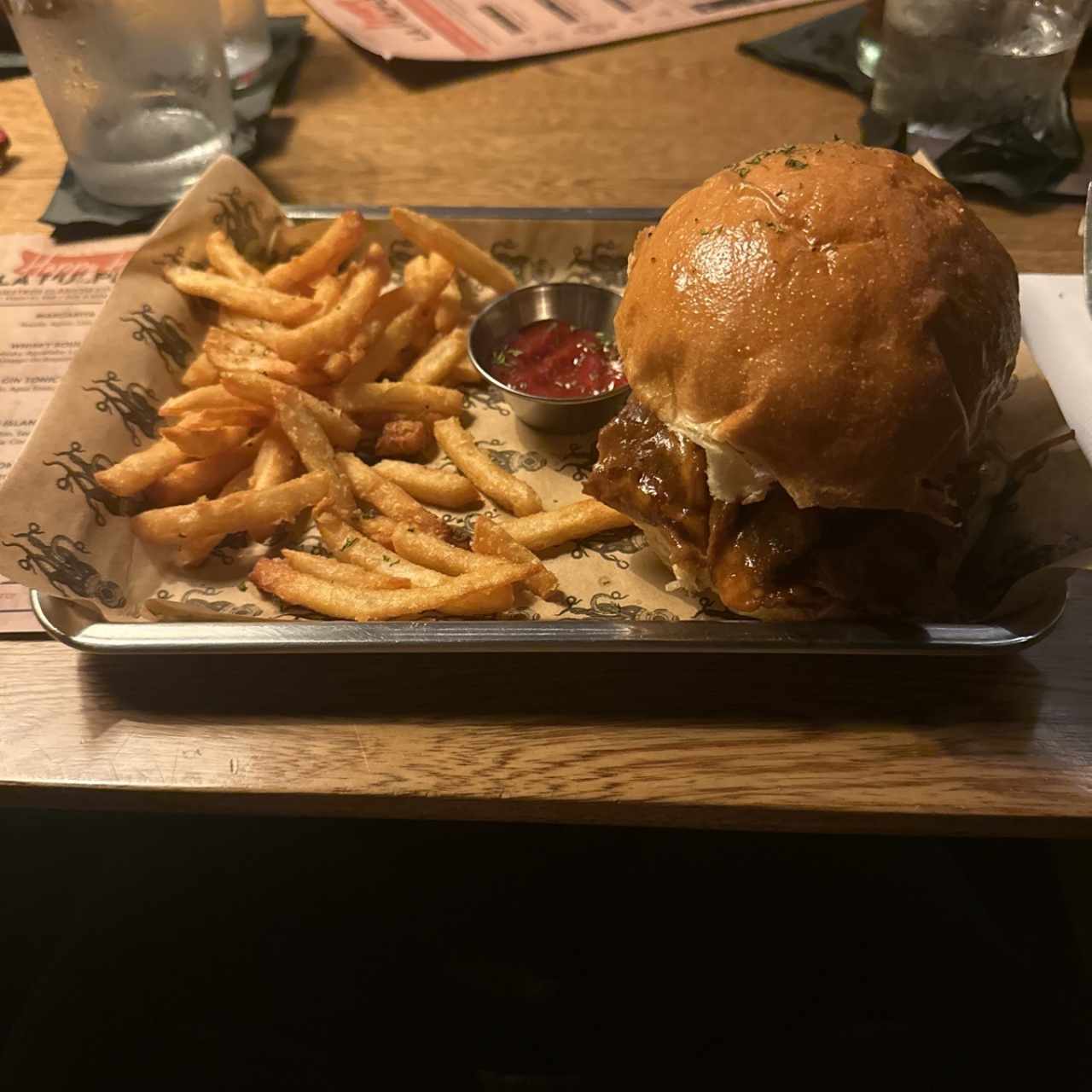 Las Burgers - BBQ STEAK SANDWICH