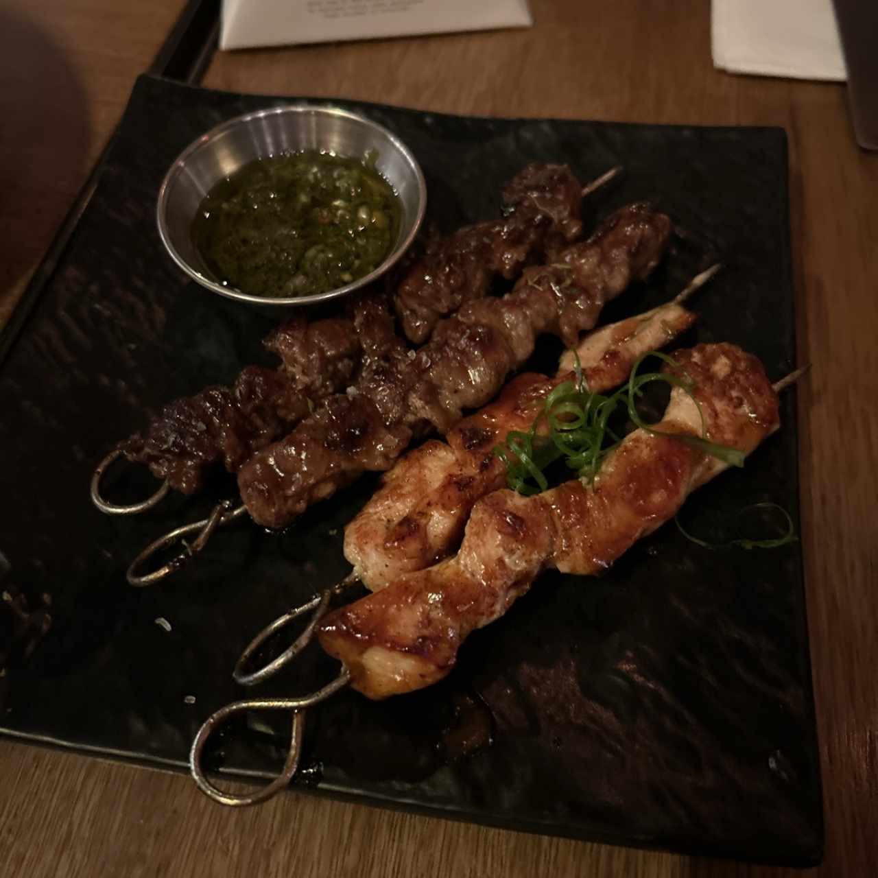 Tapeo - CARNES EN PALITO