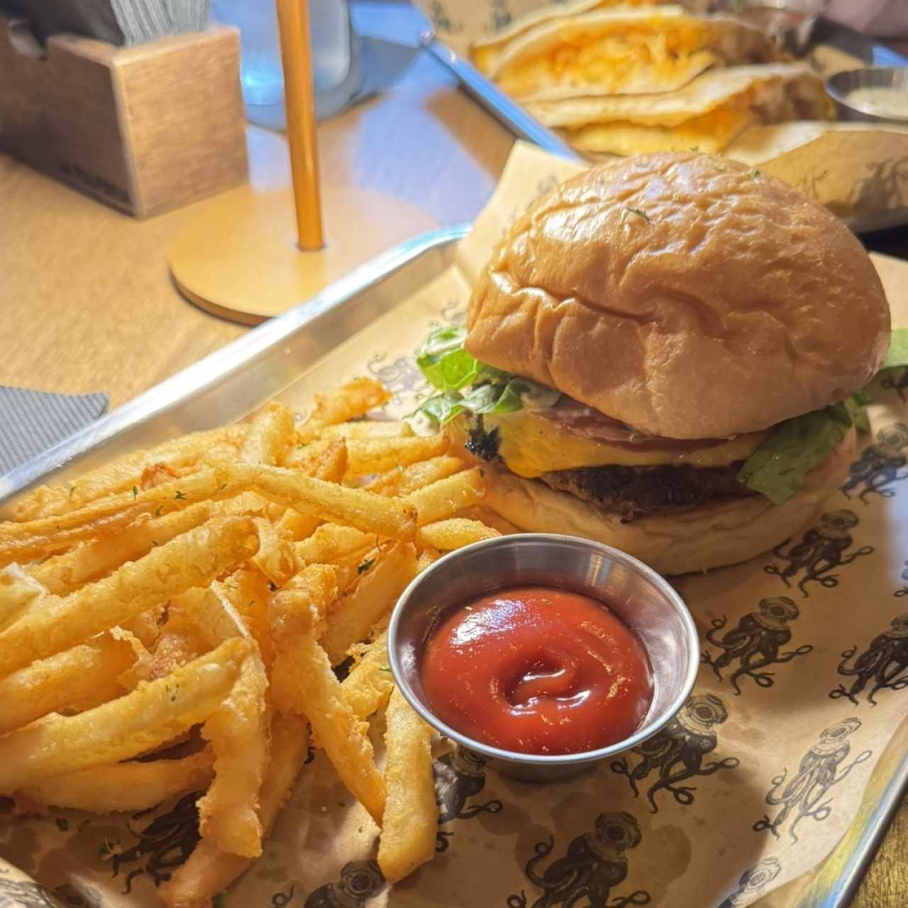 Las Burgers - CUARTO DE LIBRA