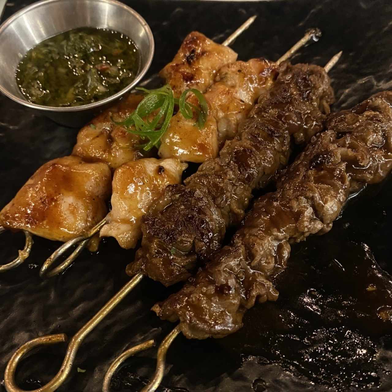 Tapeo - CARNES EN PALITO