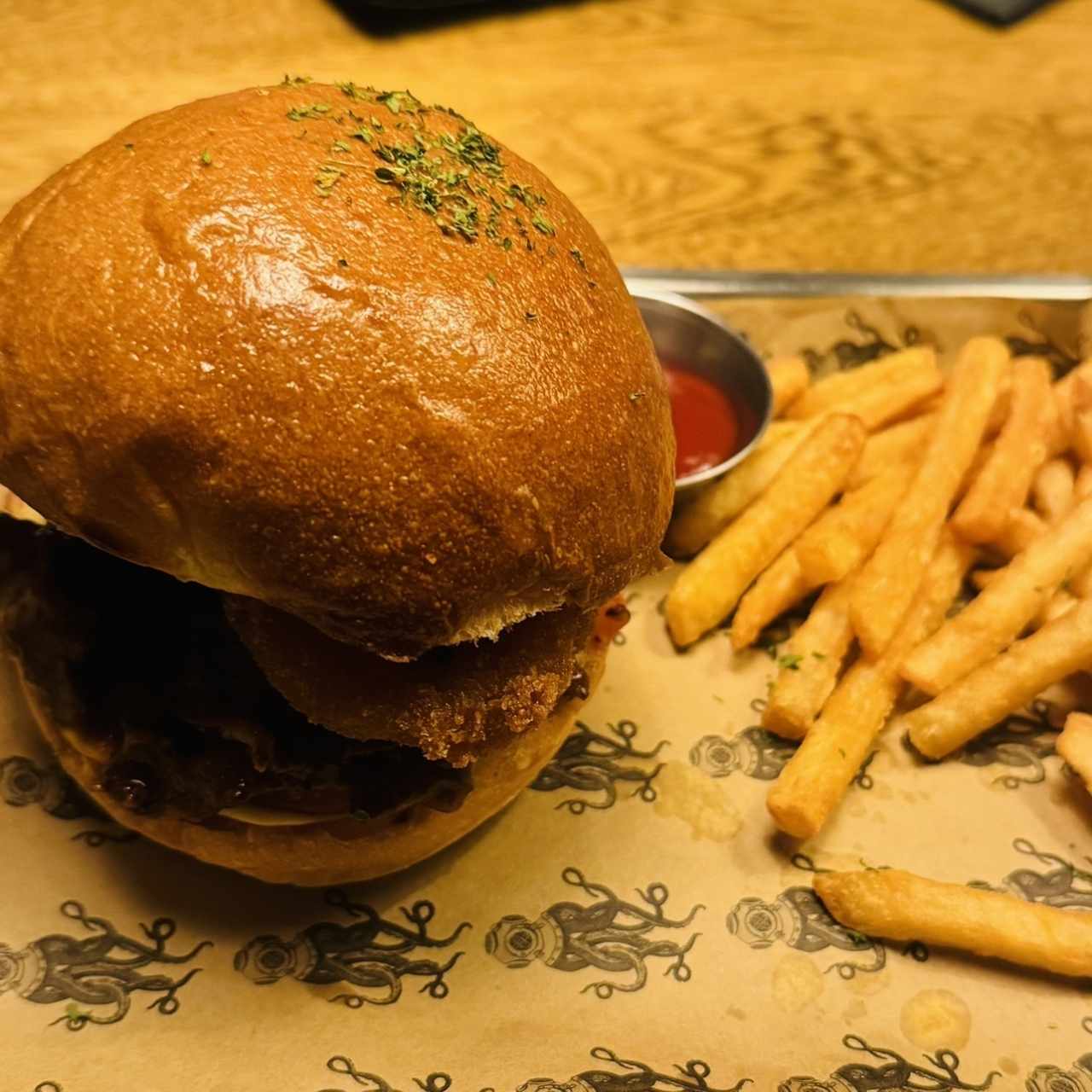 Las Burgers - BBQ STEAK SANDWICH