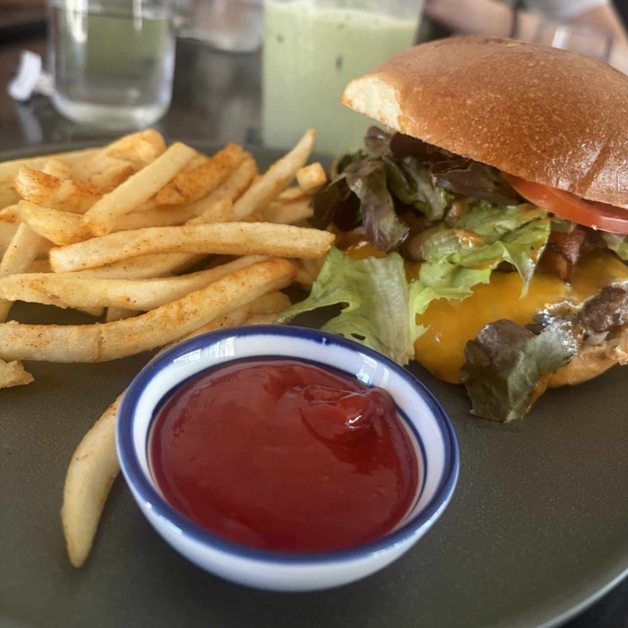 Momo Burger