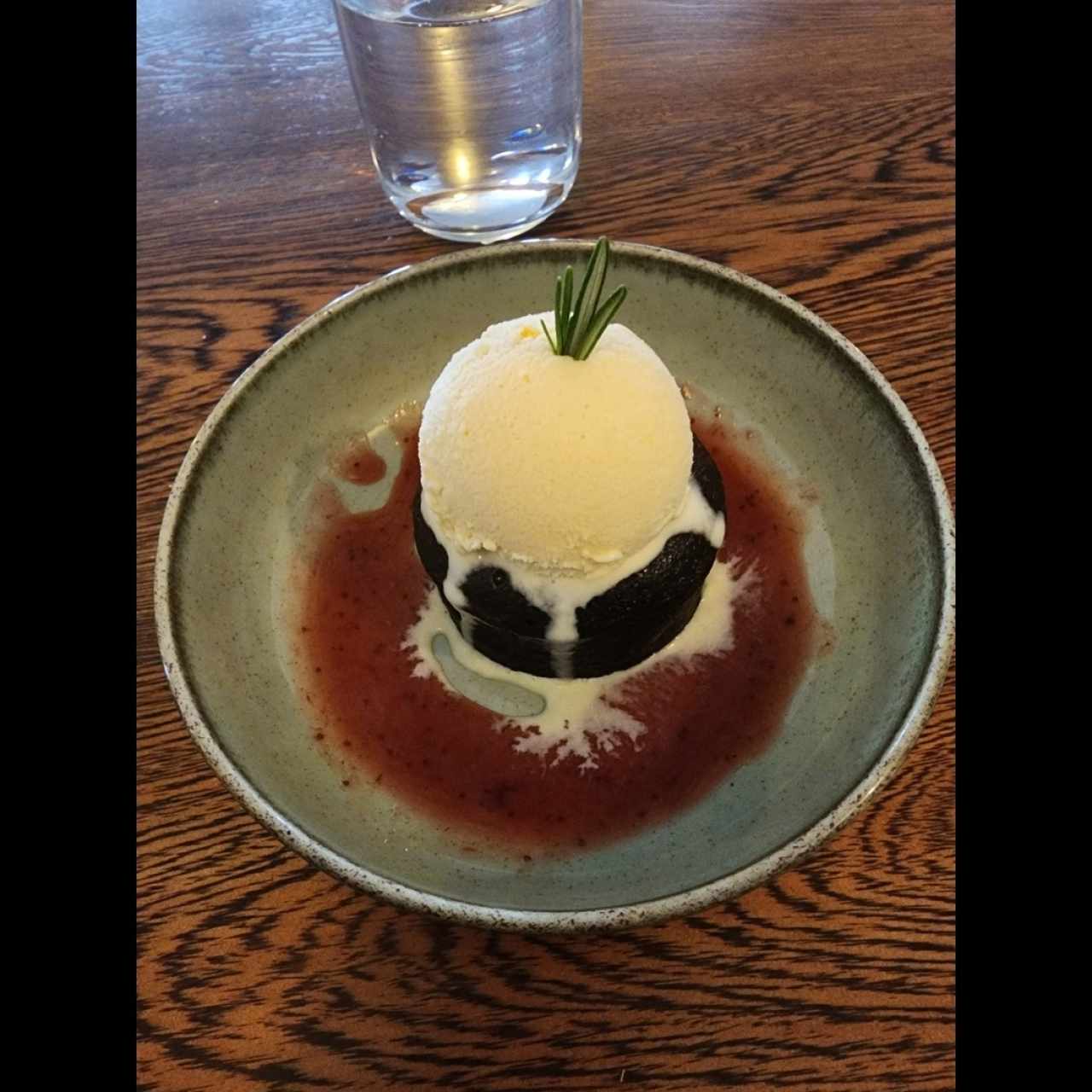  Lava Cake + Helado