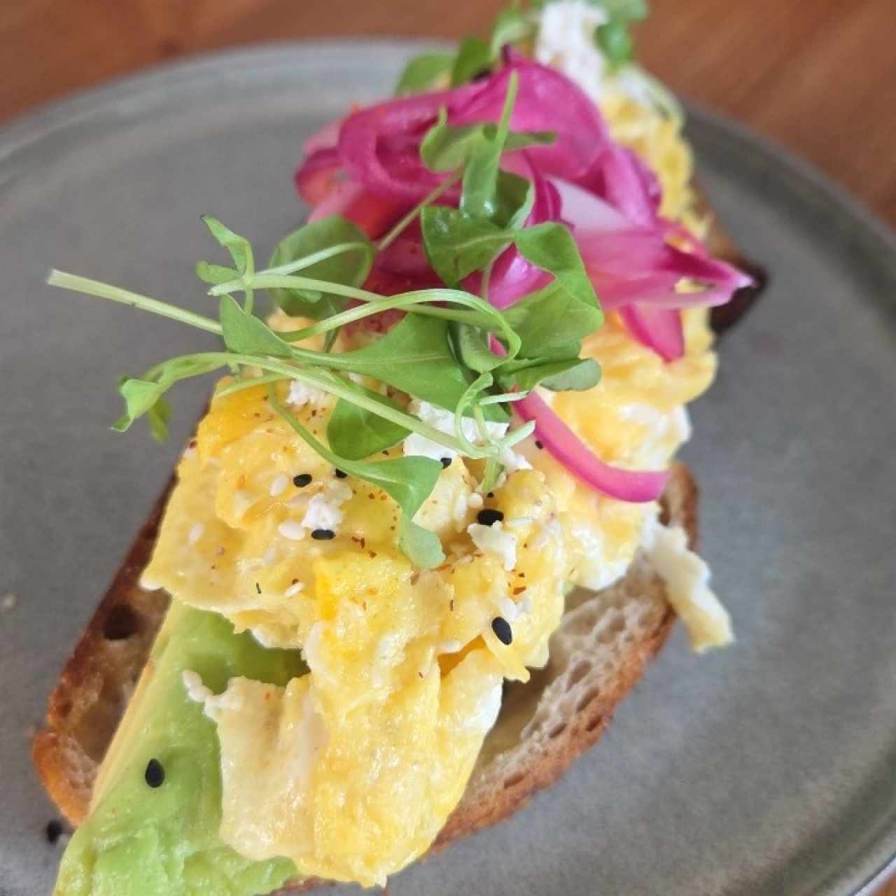 Tartines & Sandwich - Avocado & Eggs Tartine