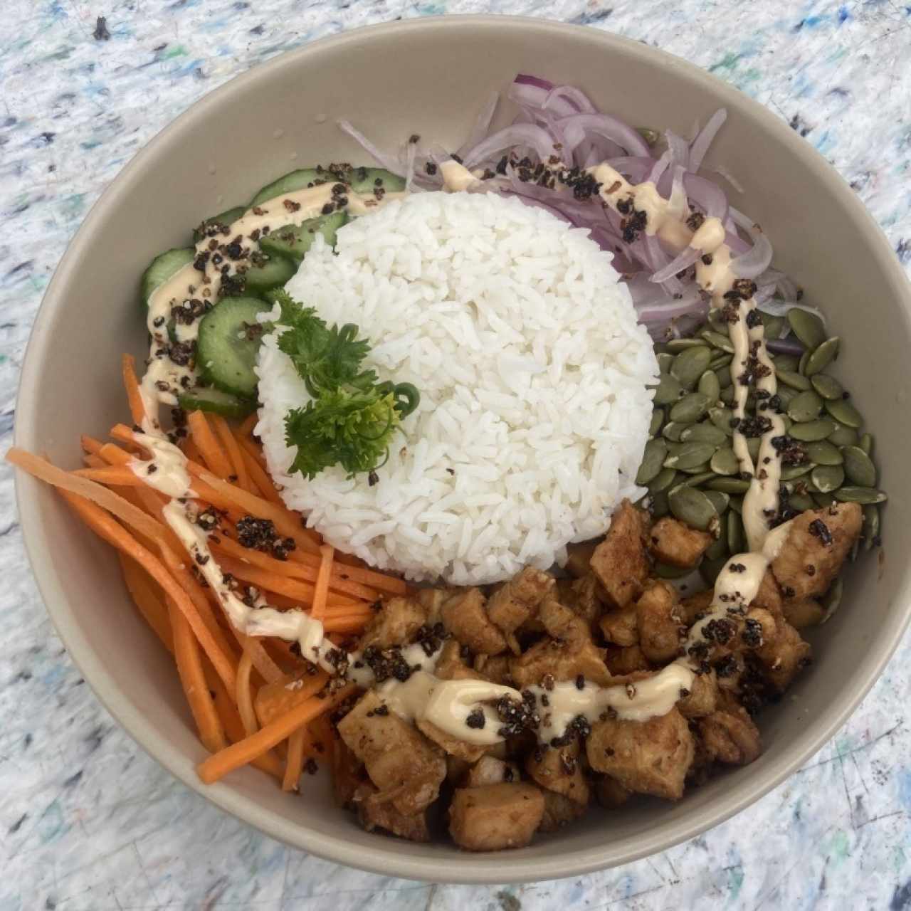 Bowl de pollo teriyaki