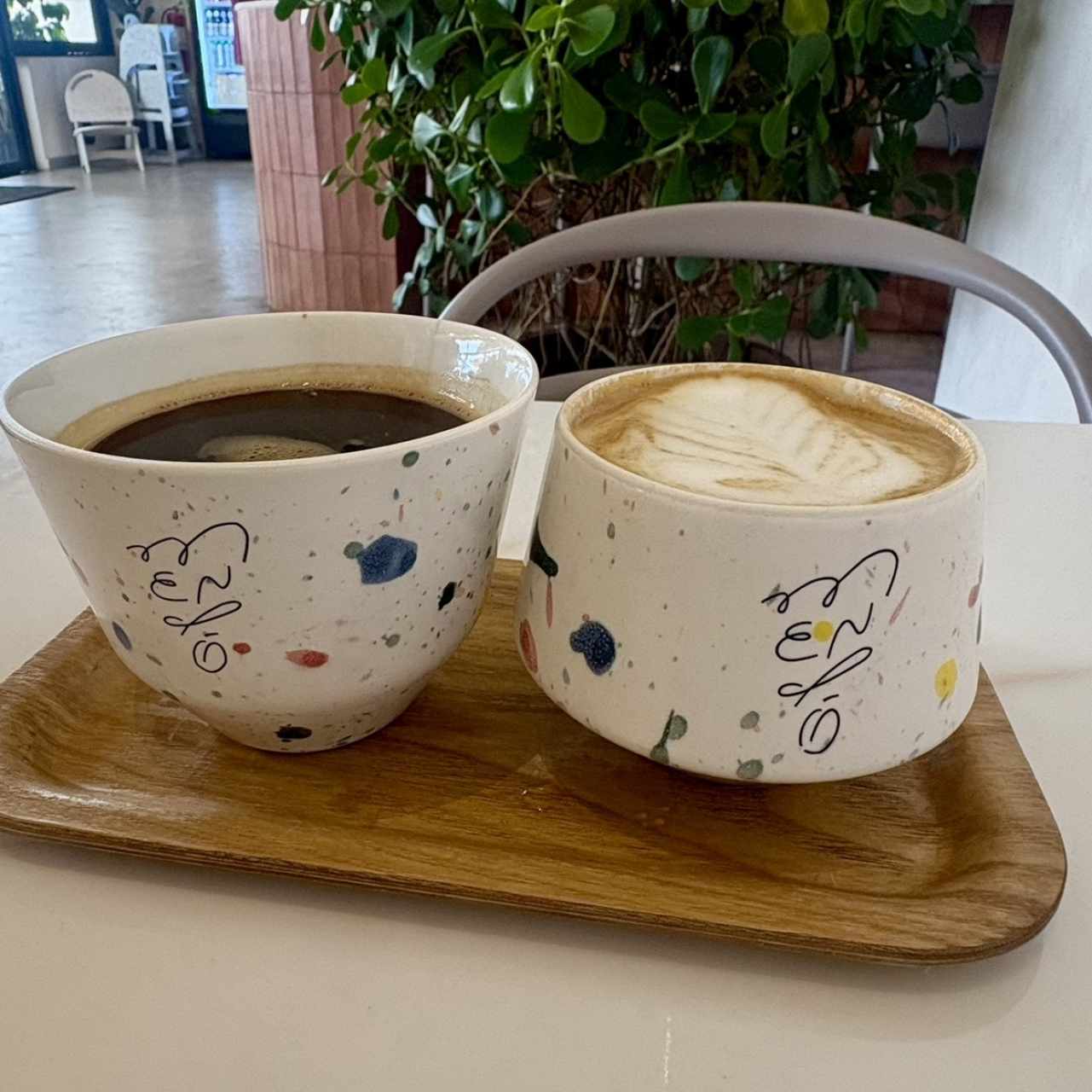 Americano y capuccino con leche de soya