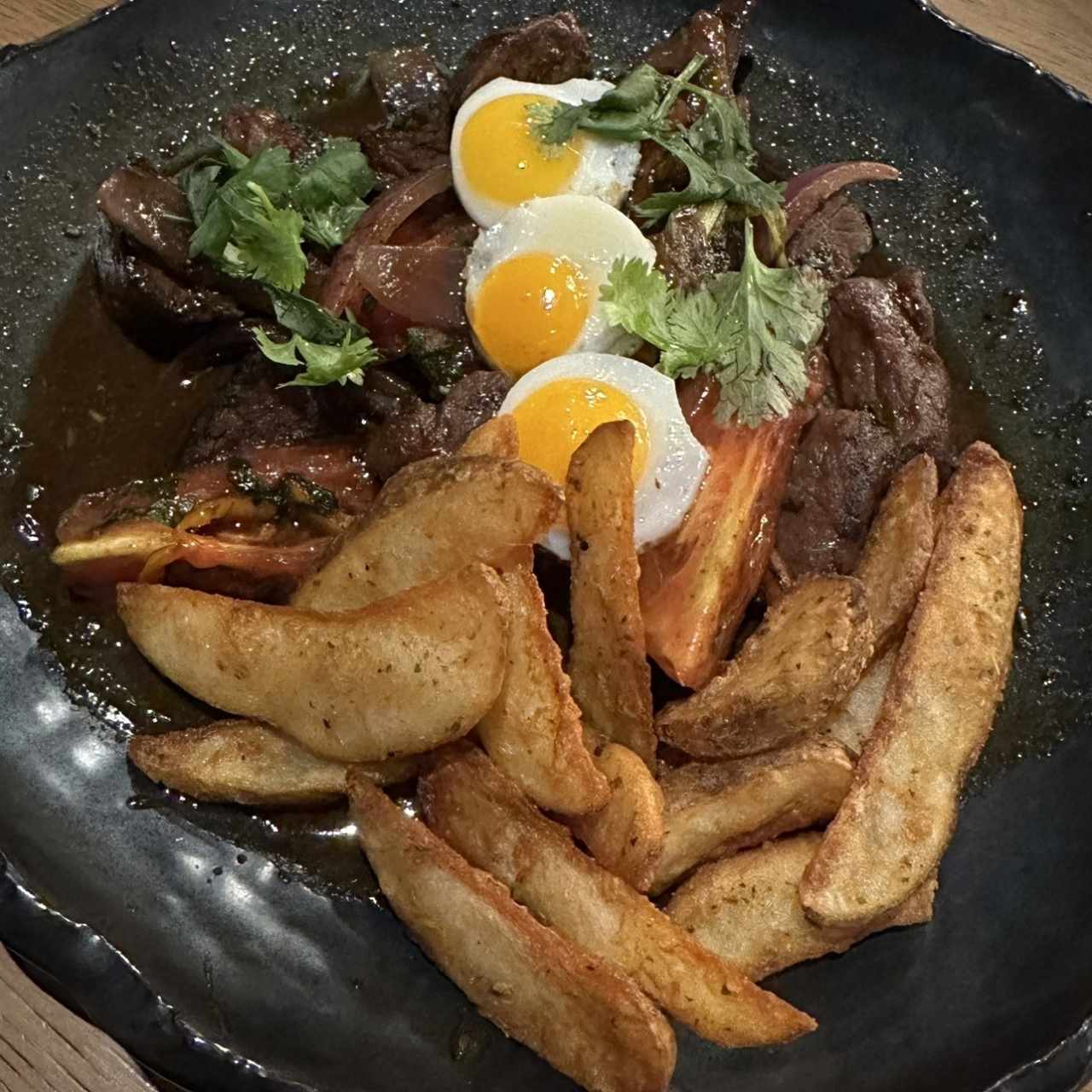 Lomo saltado