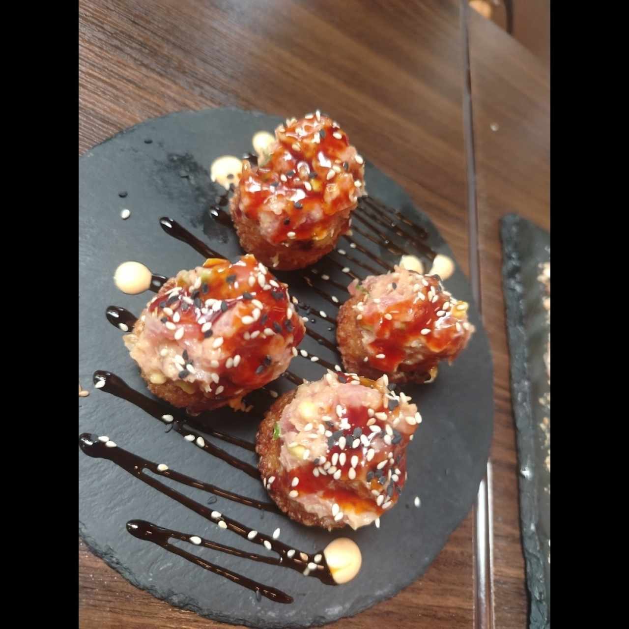 ENTRADAS - Tuna Crispy Rice