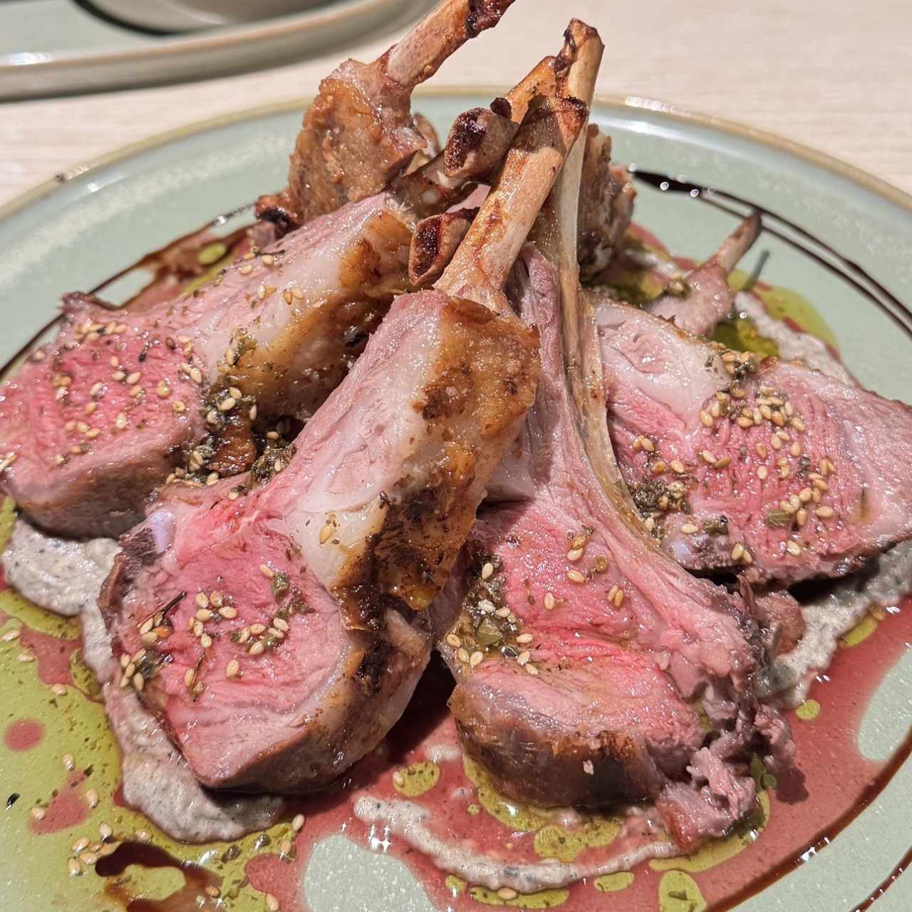 Platos Fuertes - Cordero con Cuchara
