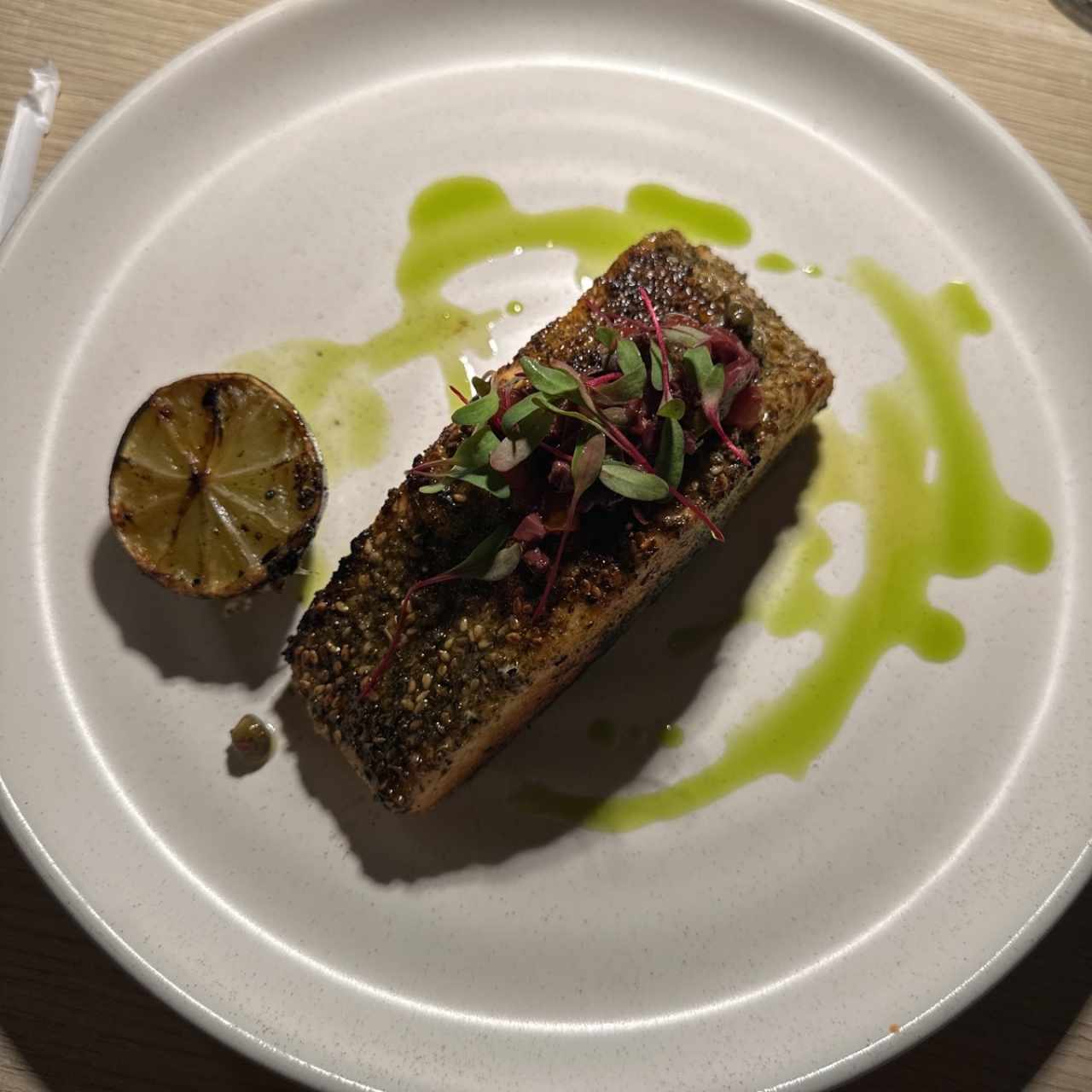 Platos Fuertes - Salmón Mediterráneo