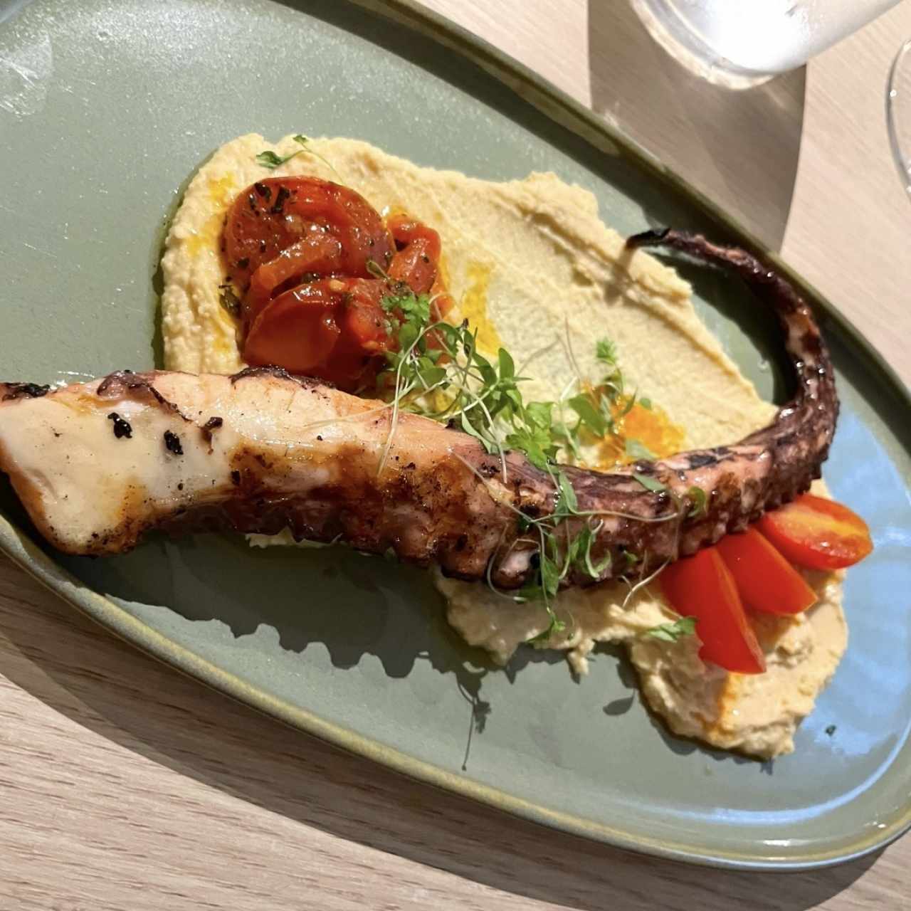 Entradas - Pulpo y Tomate