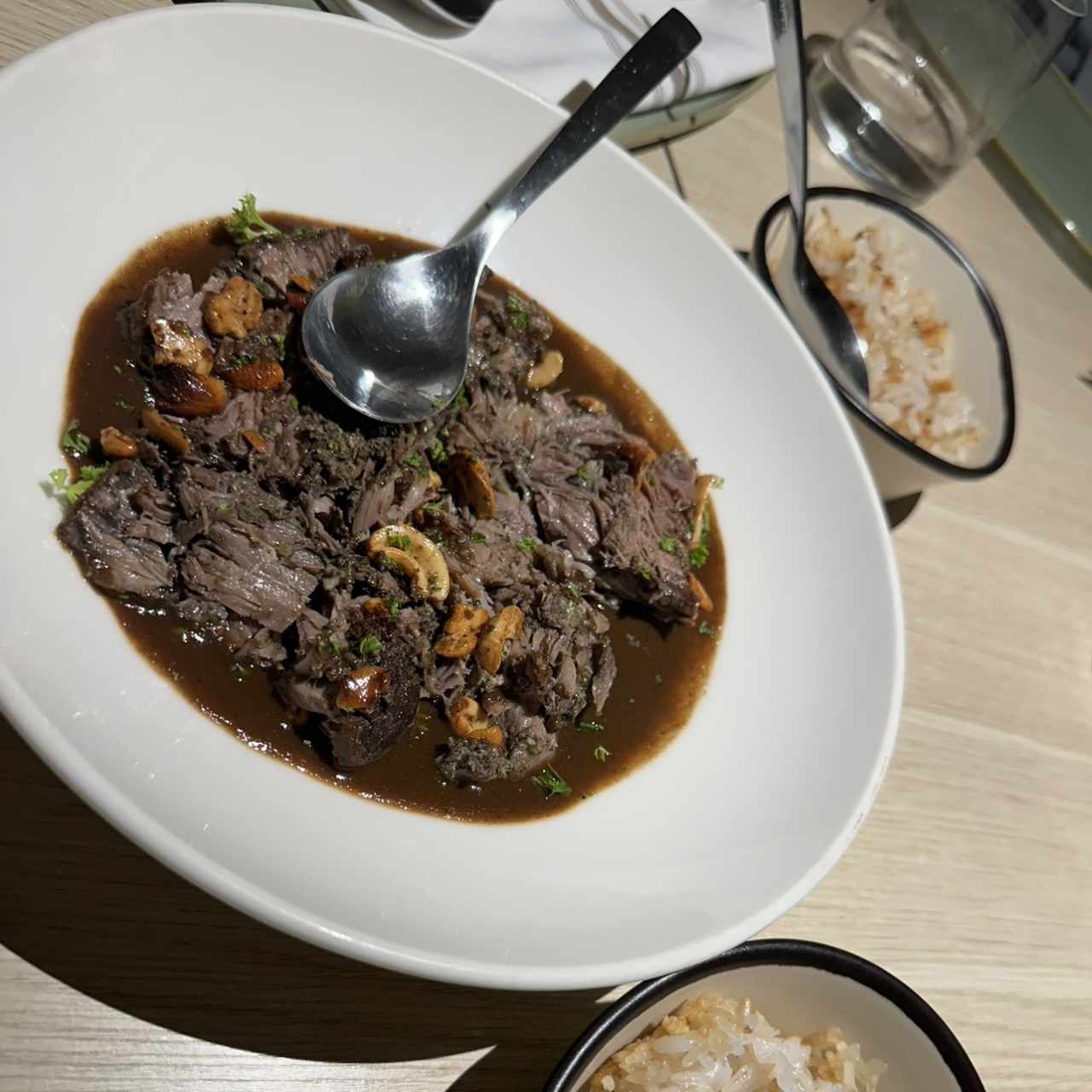 Platos Fuertes - Cordero con Cuchara
