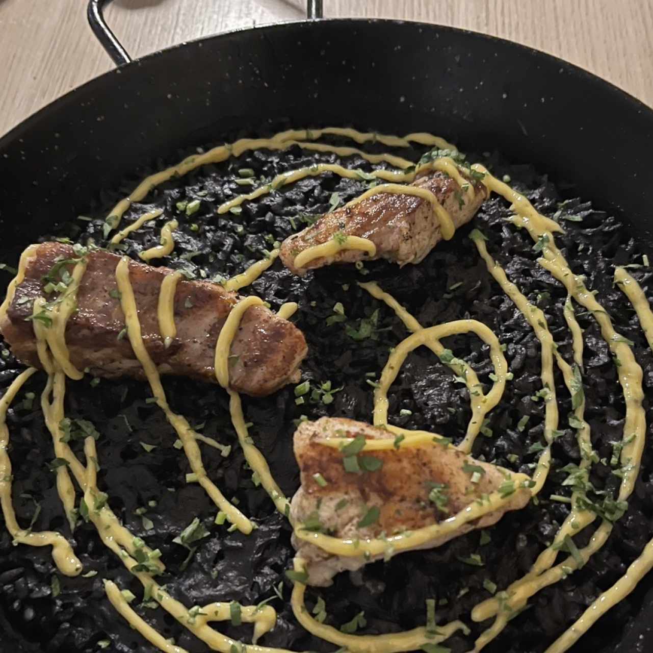 Arroz negro con mero