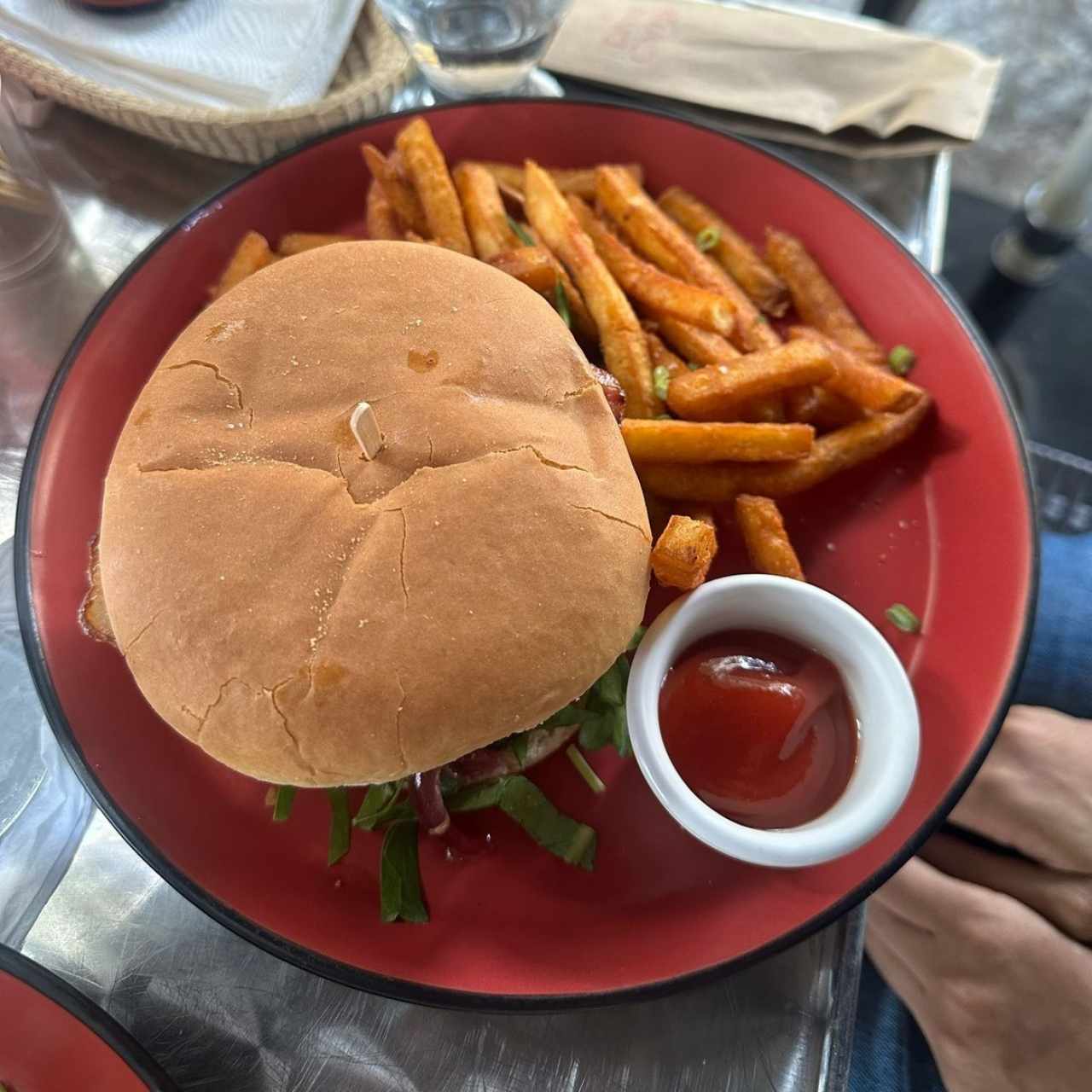 Platos Fuertes - "La Panameña" Burguer