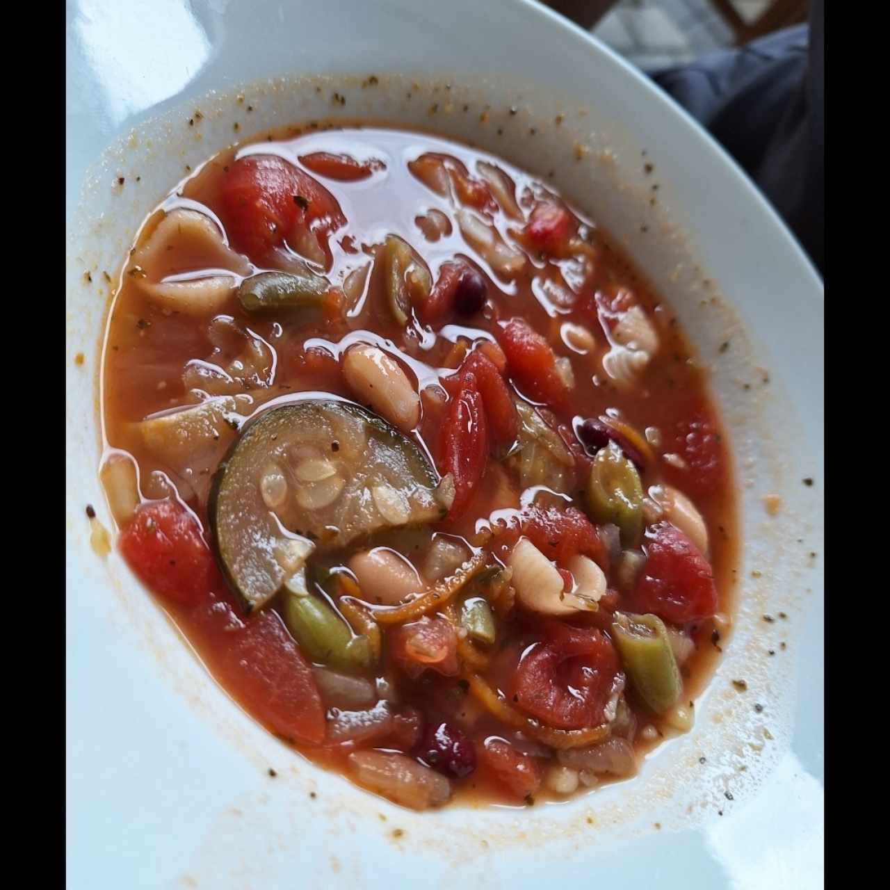 Soup & Salad - Minestrone (V)