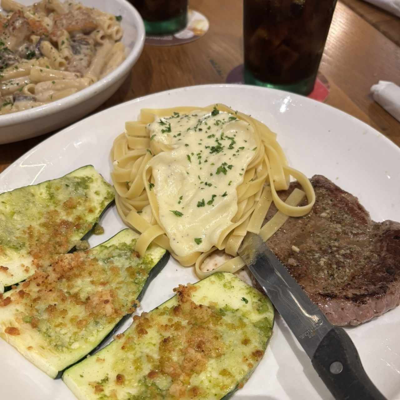 Classic Entreés - Steak Alfredo