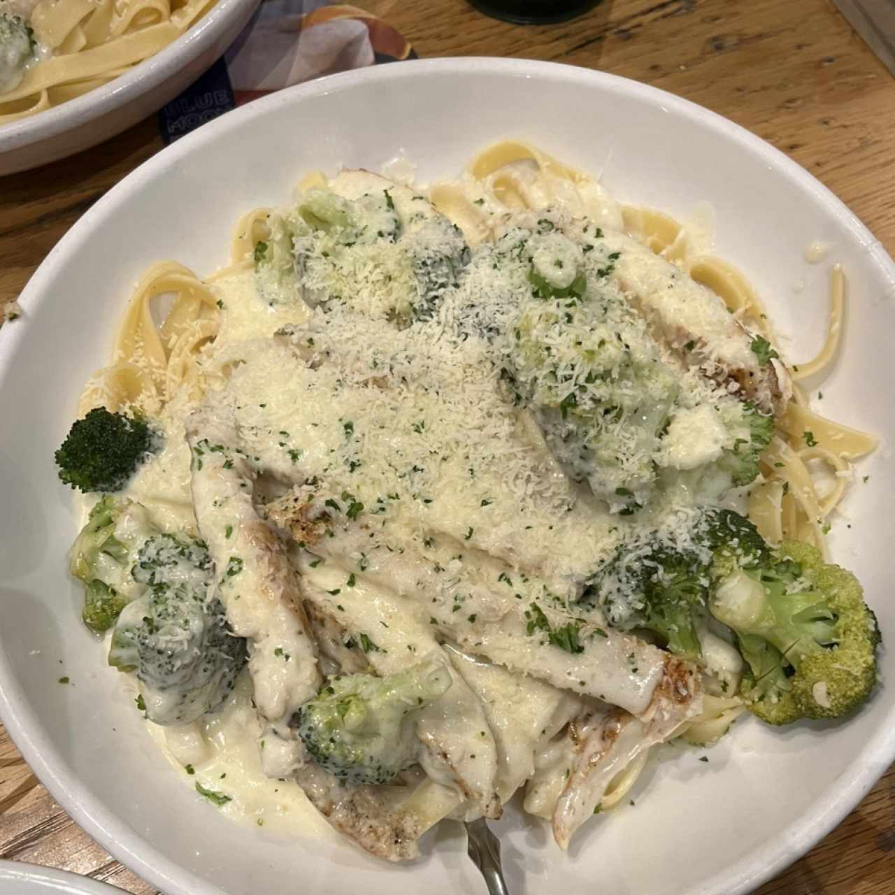 Amazing Alfredos - Chicken Alfredo