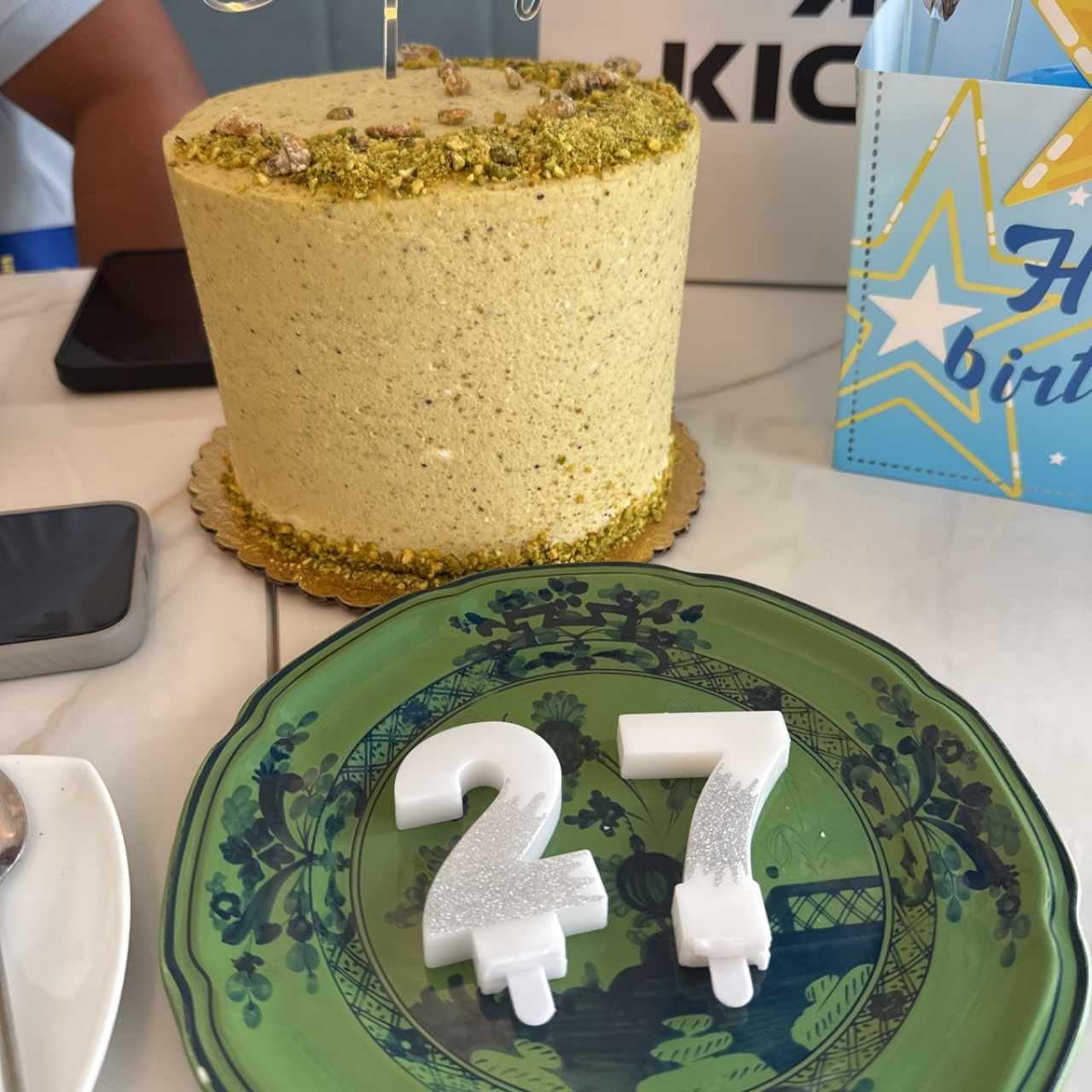 Pistacho cake hbd
