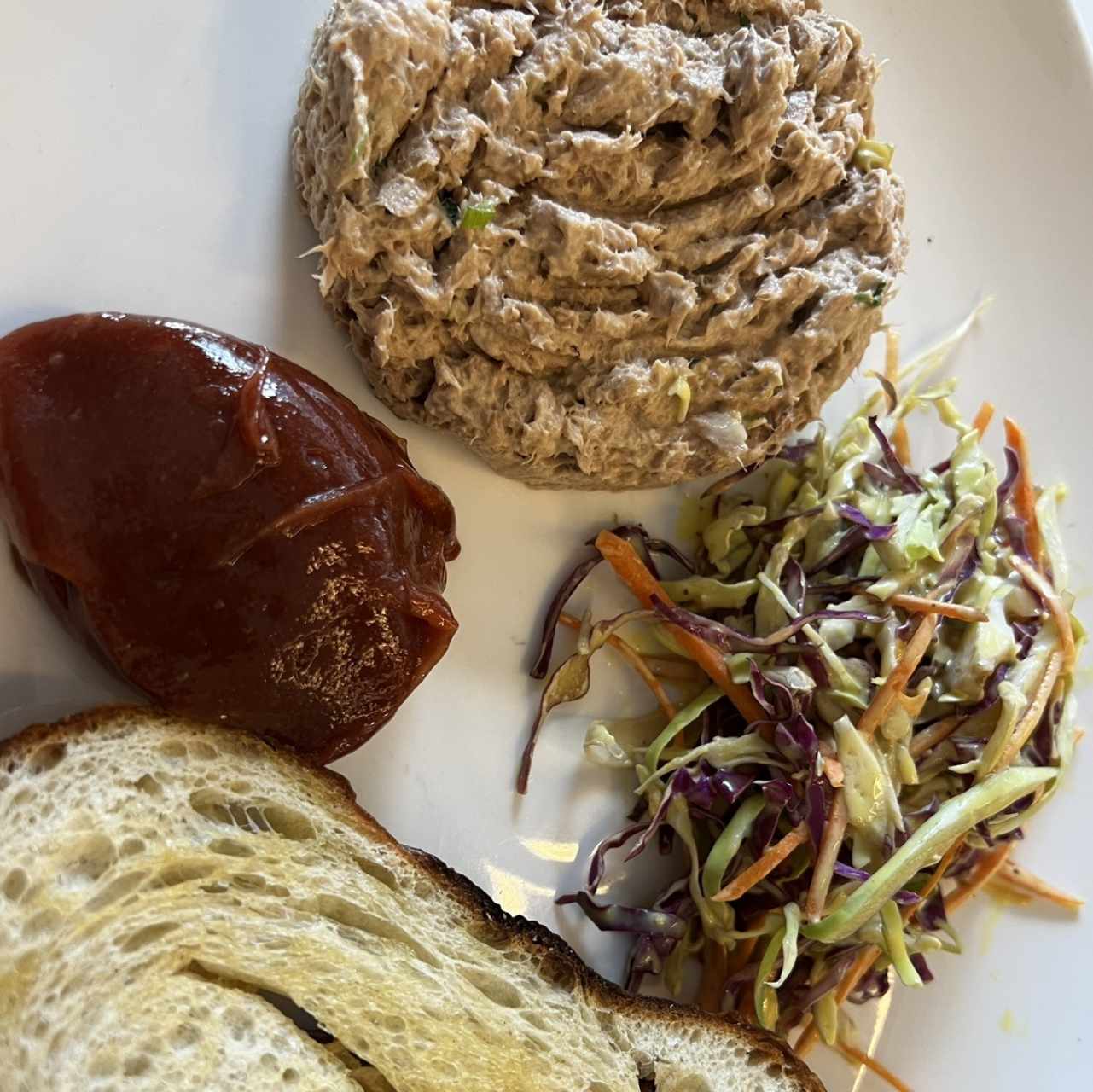 Tostada de tuna 