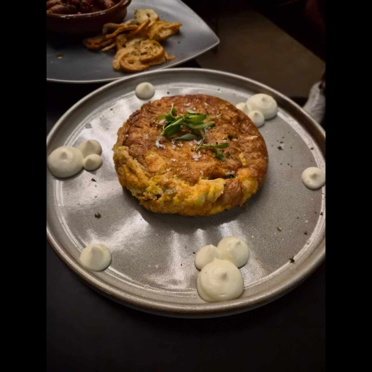 Tapas-Entradas - Tortilla española Manchego