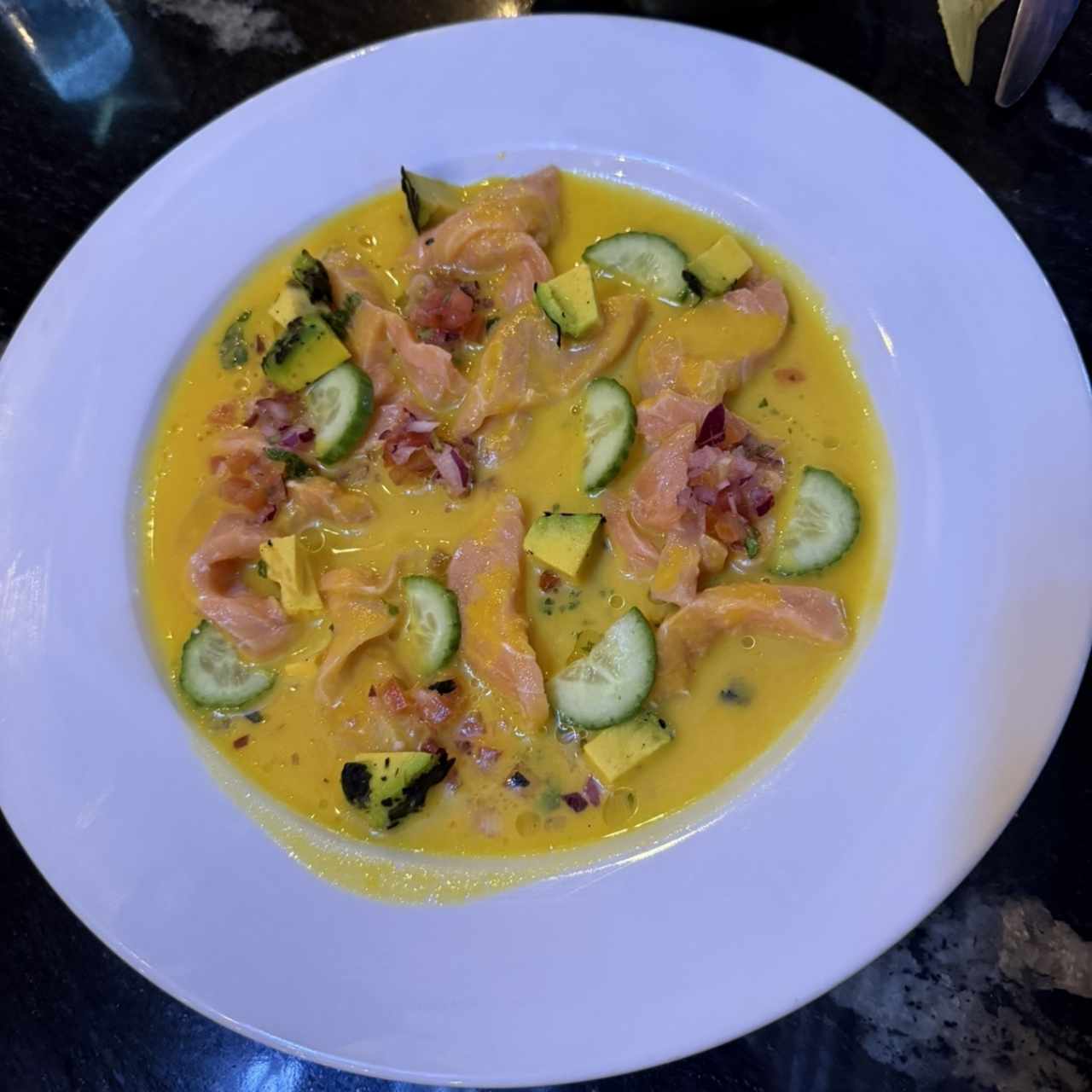 Emboscada Inicial - Tiradito de Salmón