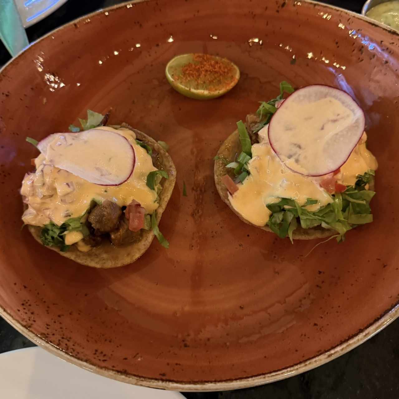 Entradas Calientes - Tacos de Ribeye