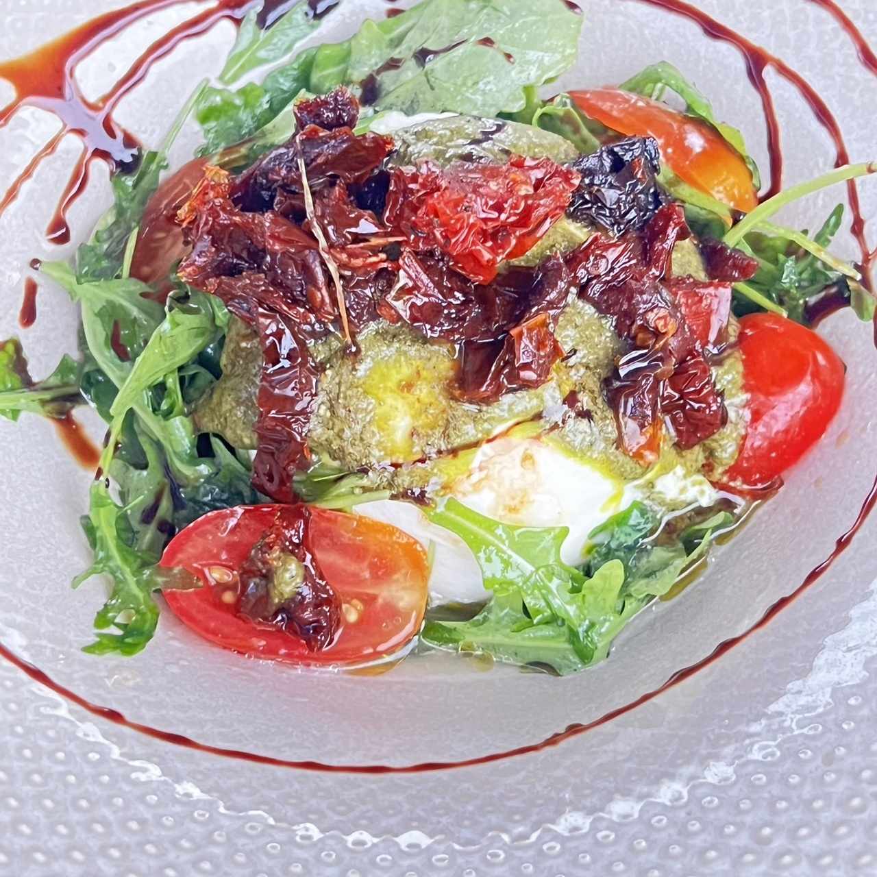 Ensaladas - Burrata Salad