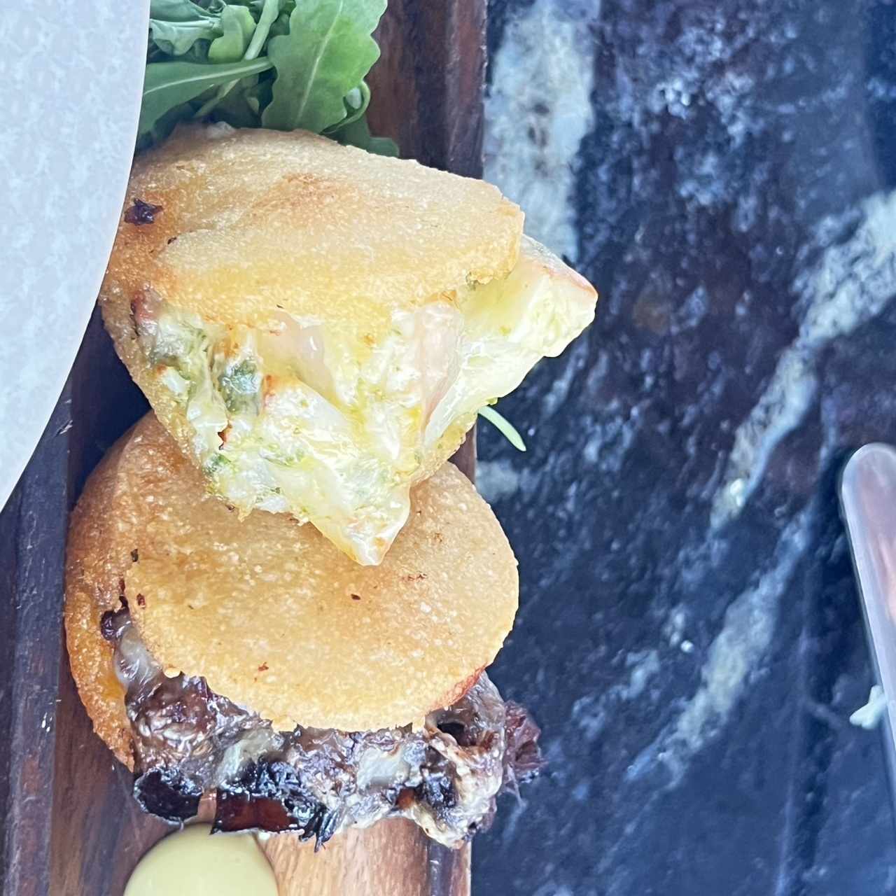 Entradas Calientes - Dúo de Arepas