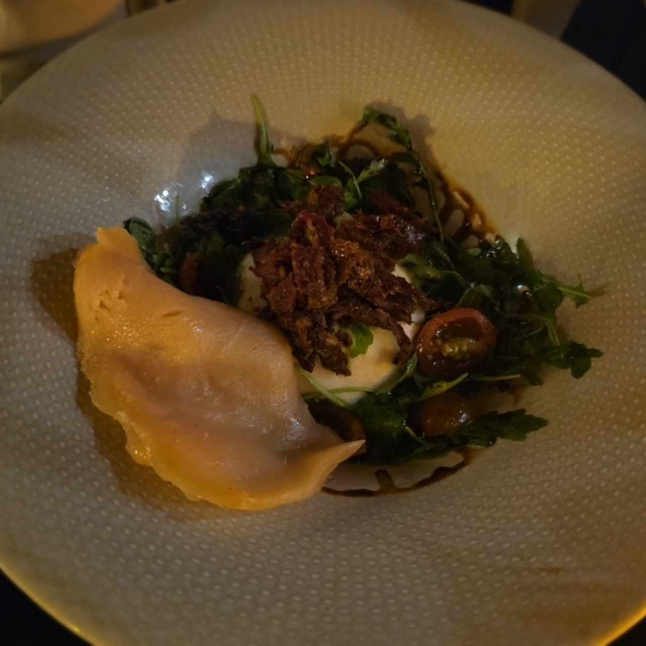 Ensaladas - Burrata Salad con Salmon Ahumado