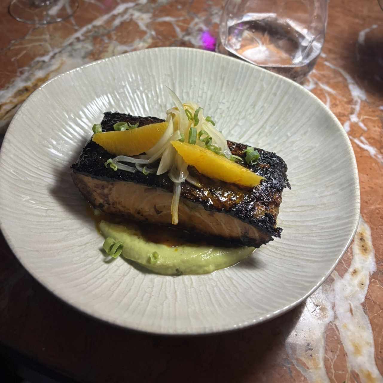 ROBATA - SALMÓN GLASEADO