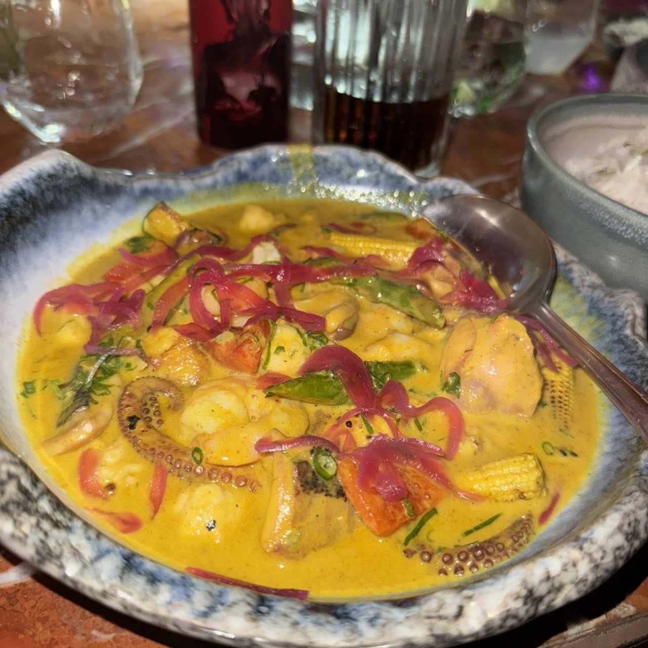 MARISCOS AL CURRY