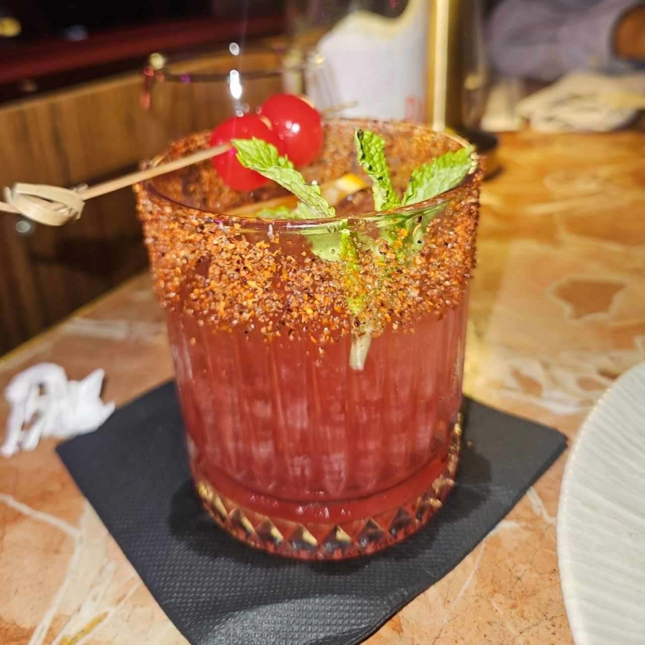 Gitana Tropical