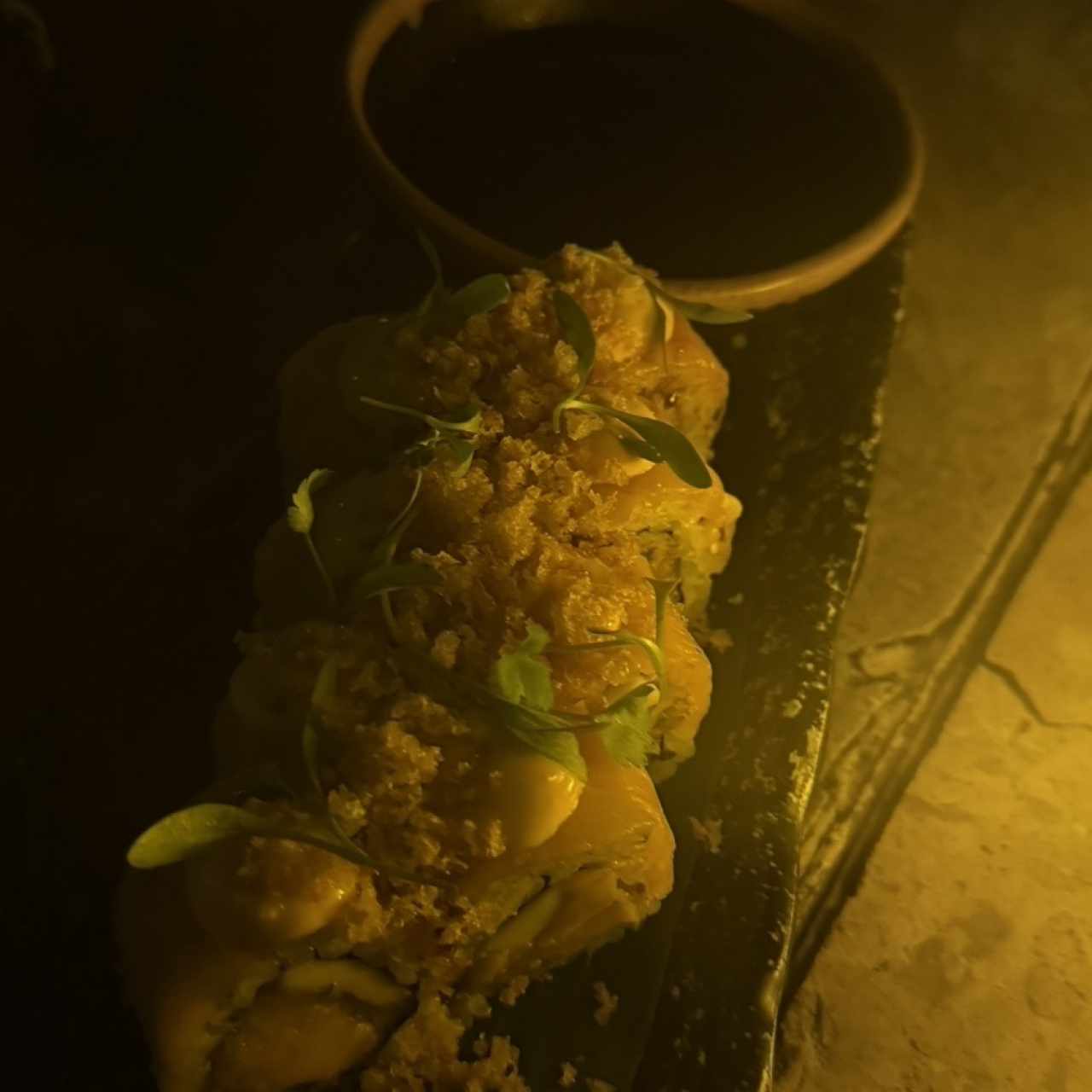 PARA COMPARTIR - SPICY SALMON ROLL
