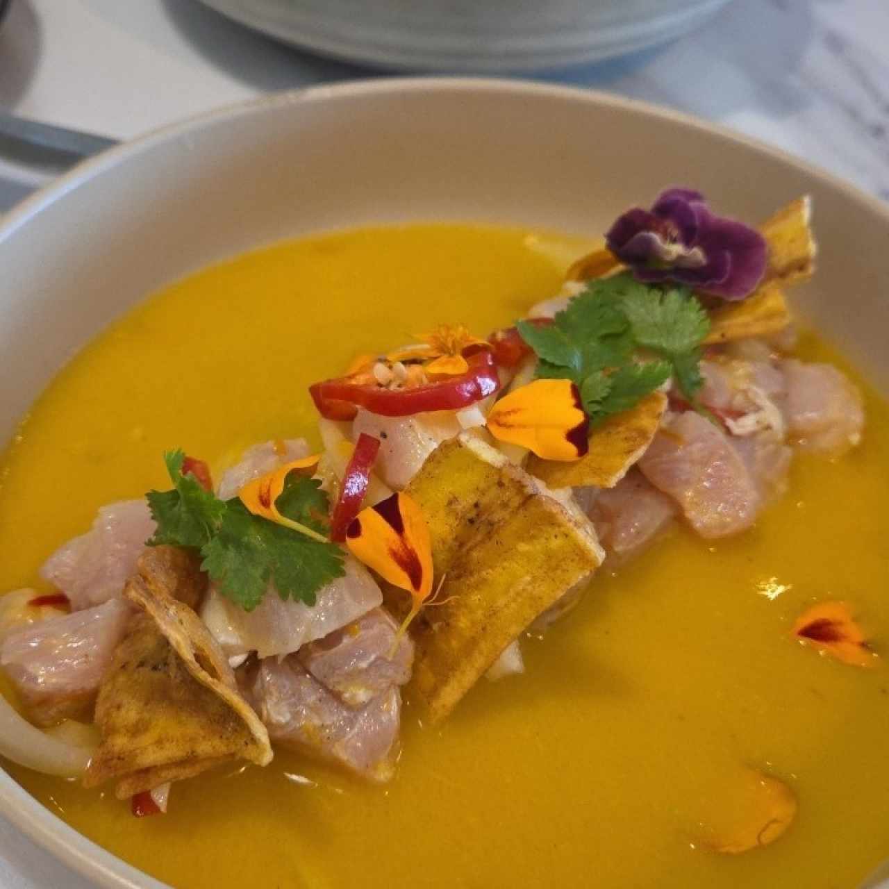 tiradito con aji amarillo
