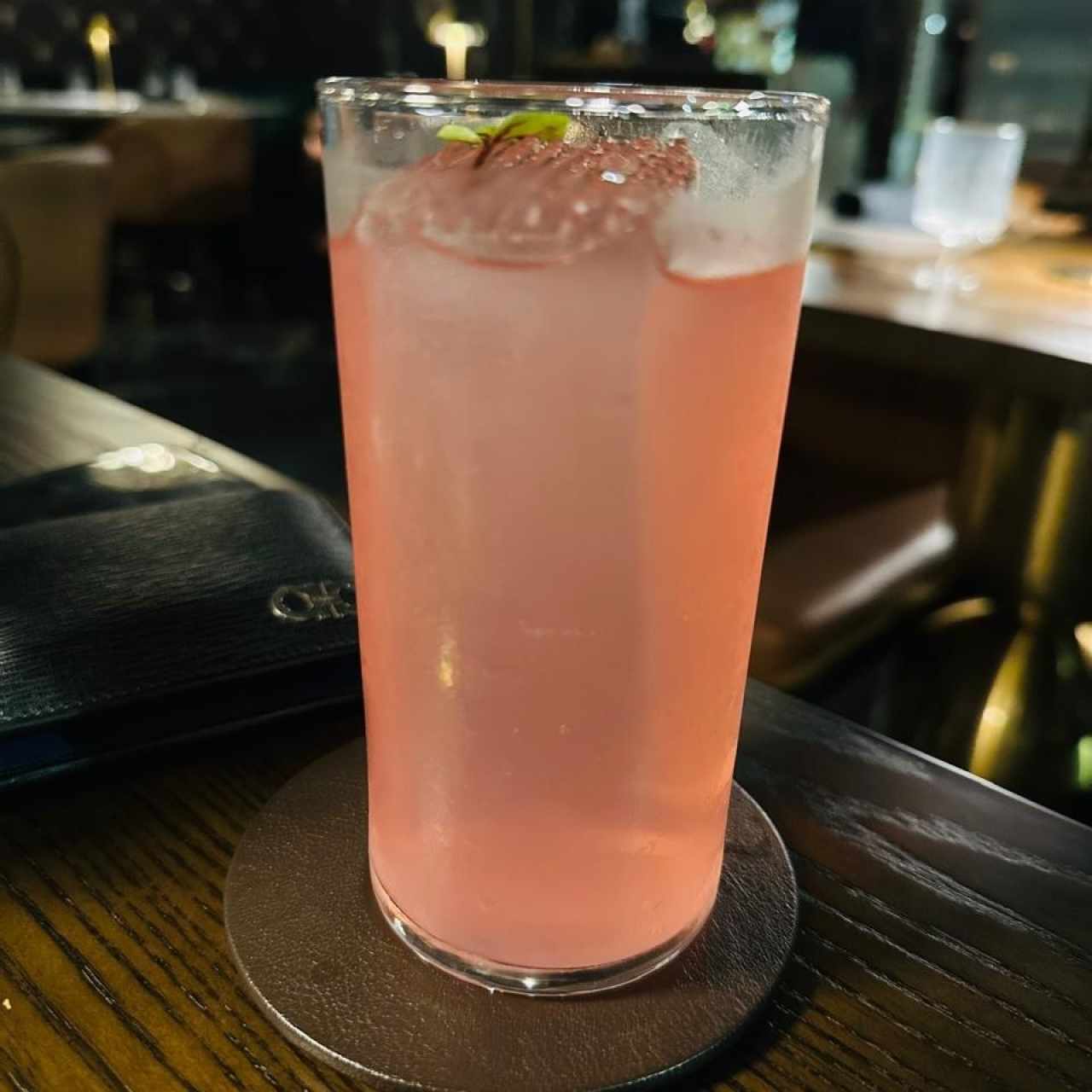 Cóctel con toronjo y tequila 