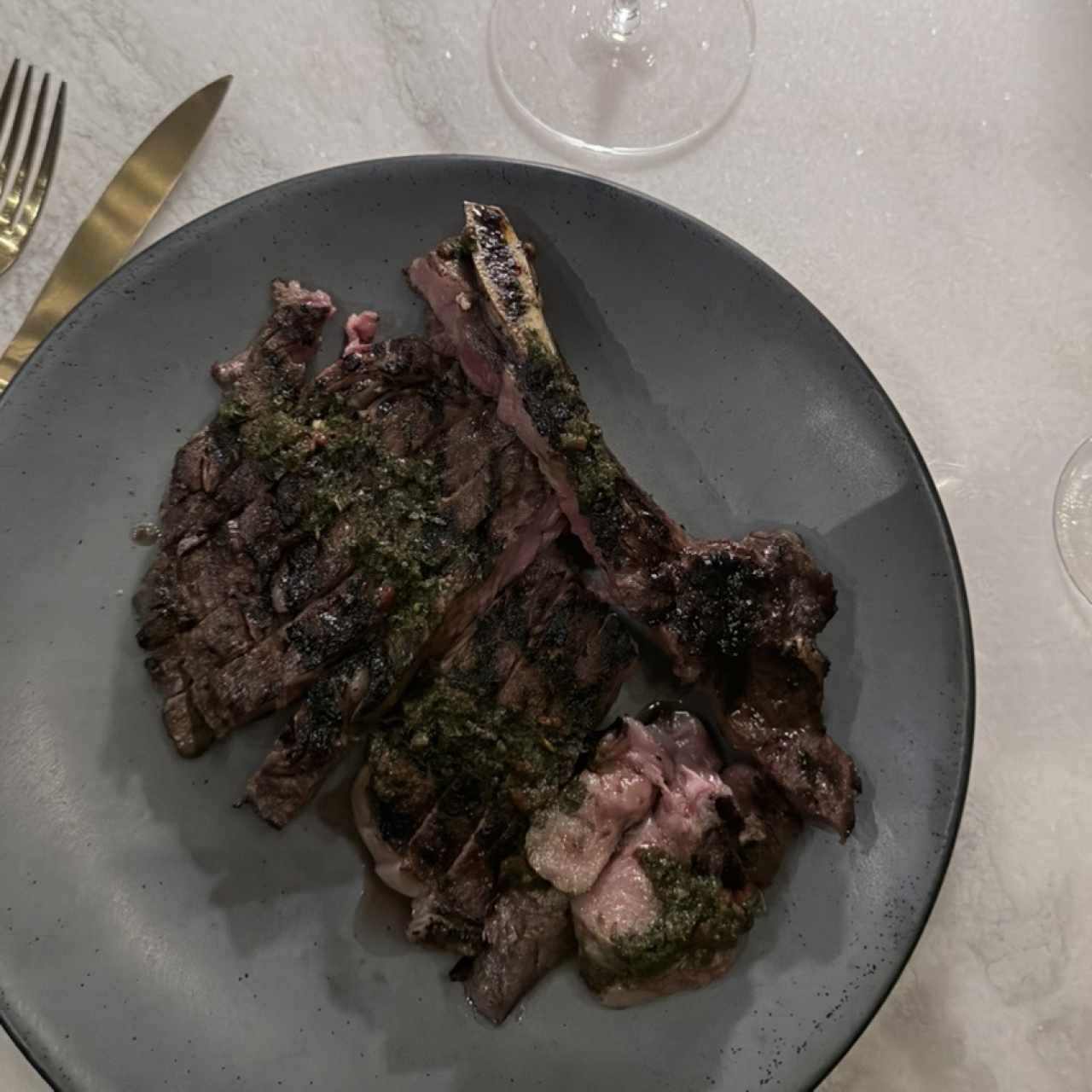 Ribeye con hueso