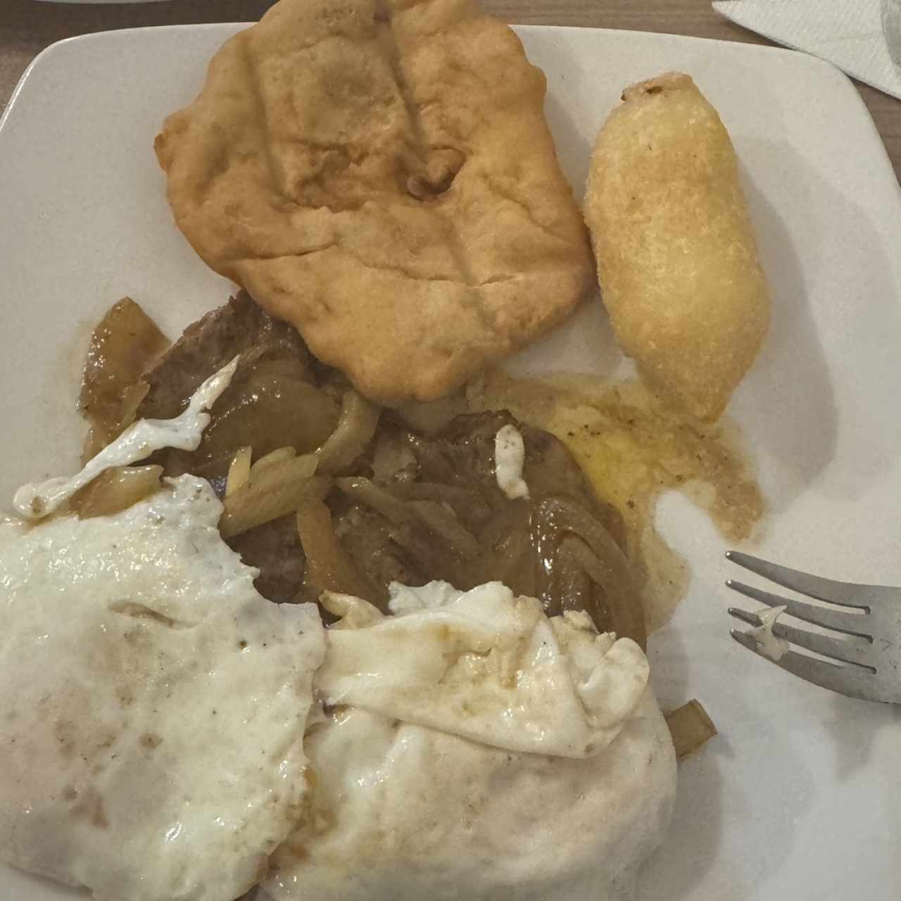 Desayuno - Bistec a Caballo