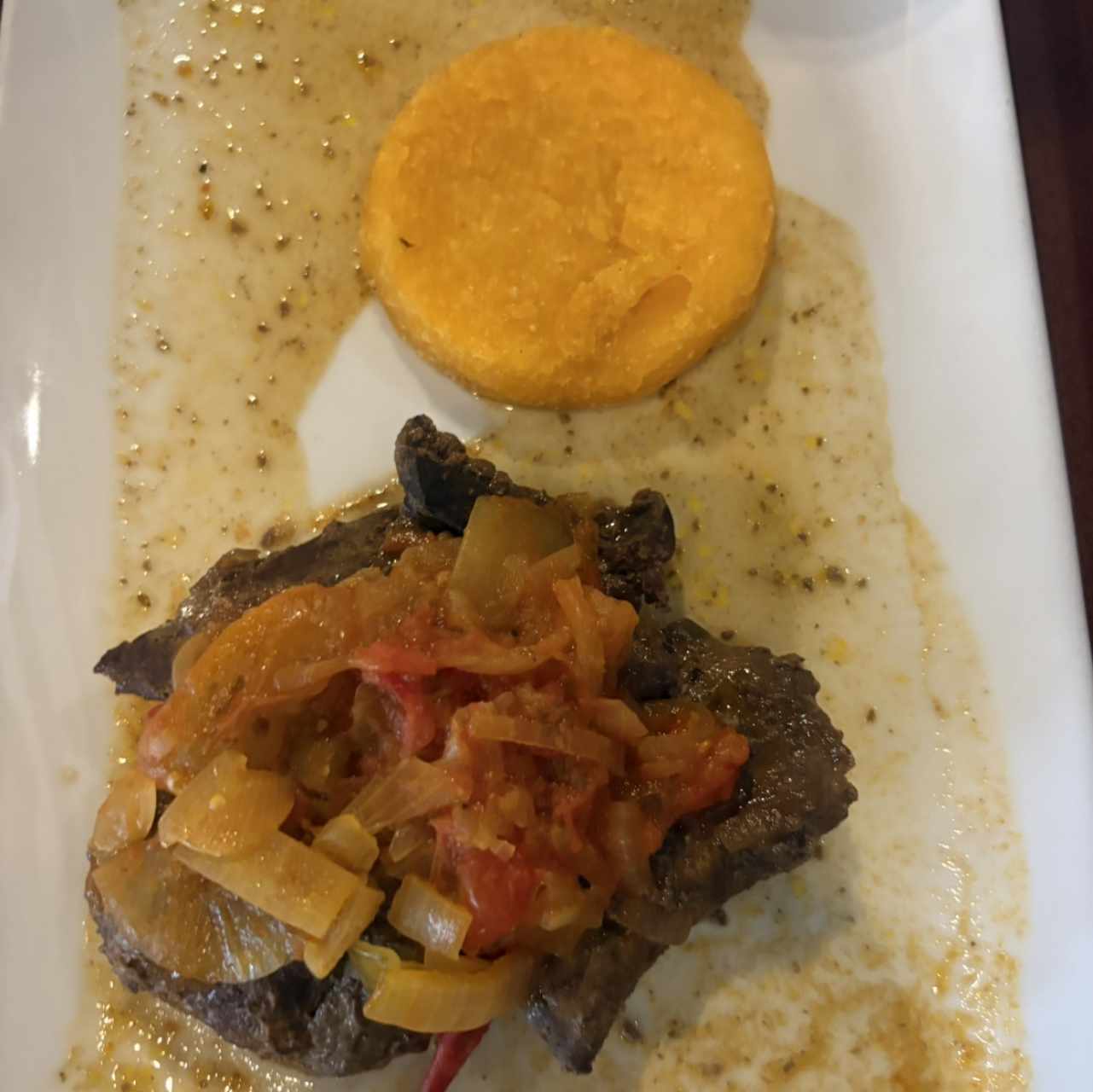 Bistec de Hígado Encebollado