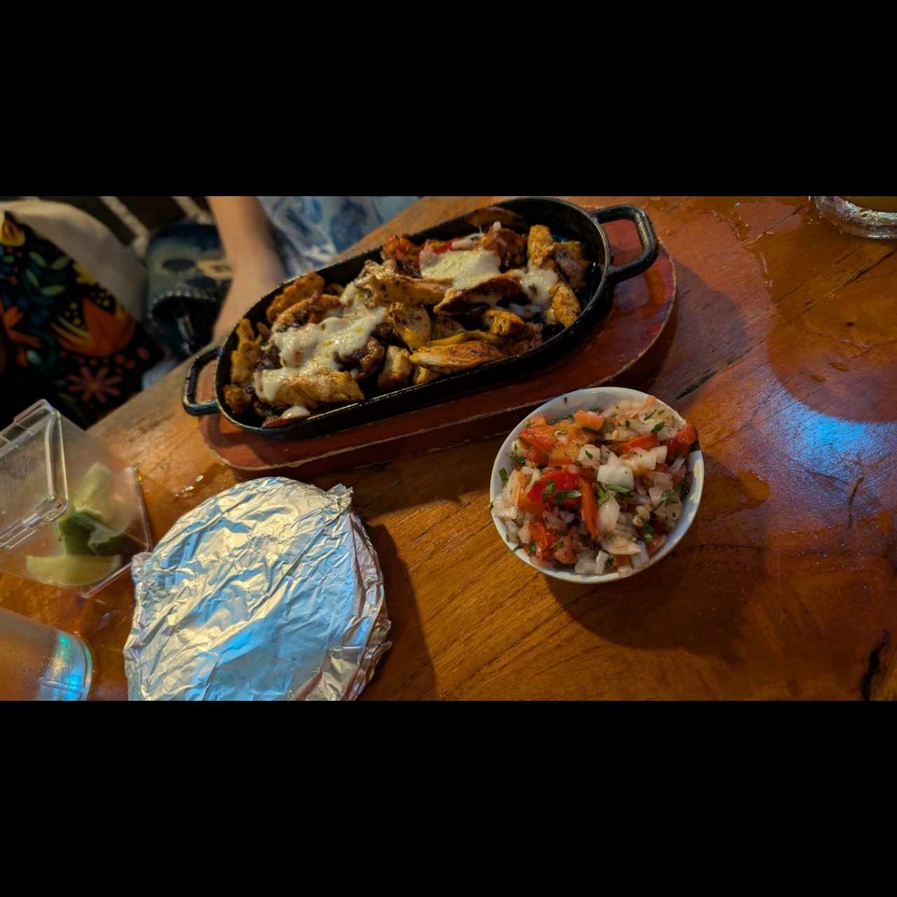 Alambre de pollo